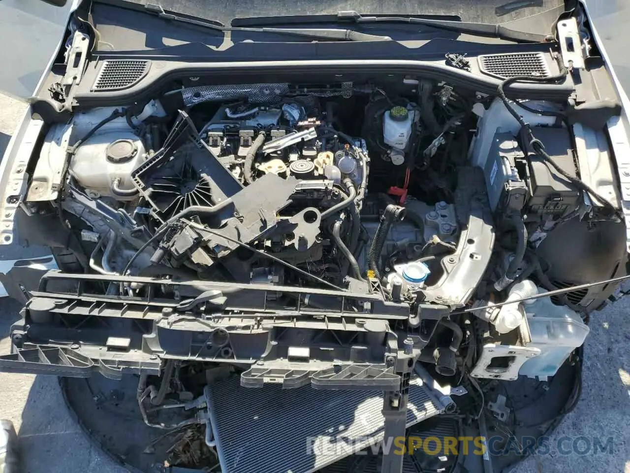 12 Photograph of a damaged car WVW687CD4NW121886 VOLKSWAGEN GTI 2022