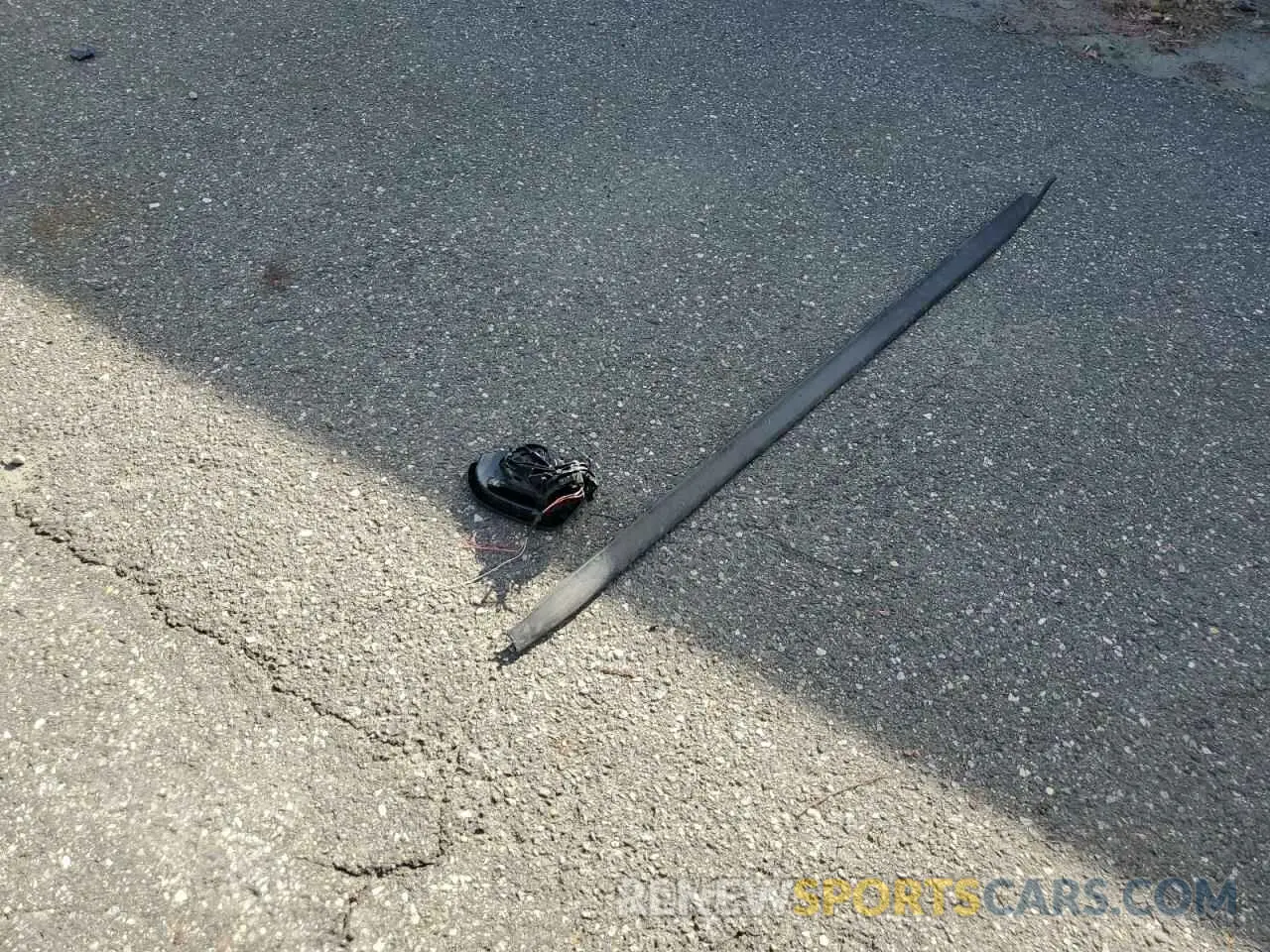 12 Photograph of a damaged car WVWGA7CD2RW223119 VOLKSWAGEN GTI 2024