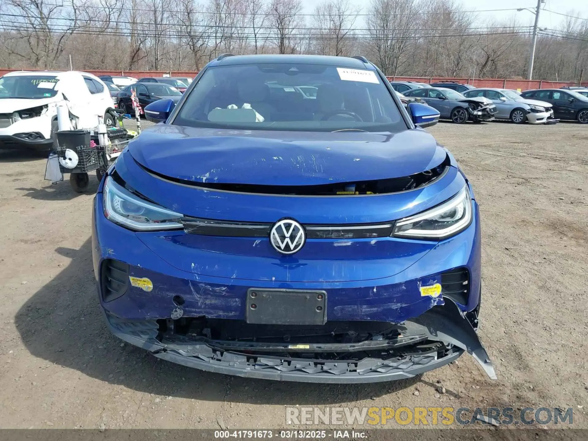 12 Photograph of a damaged car WVGGNPE27MP064631 VOLKSWAGEN ID.4 2021