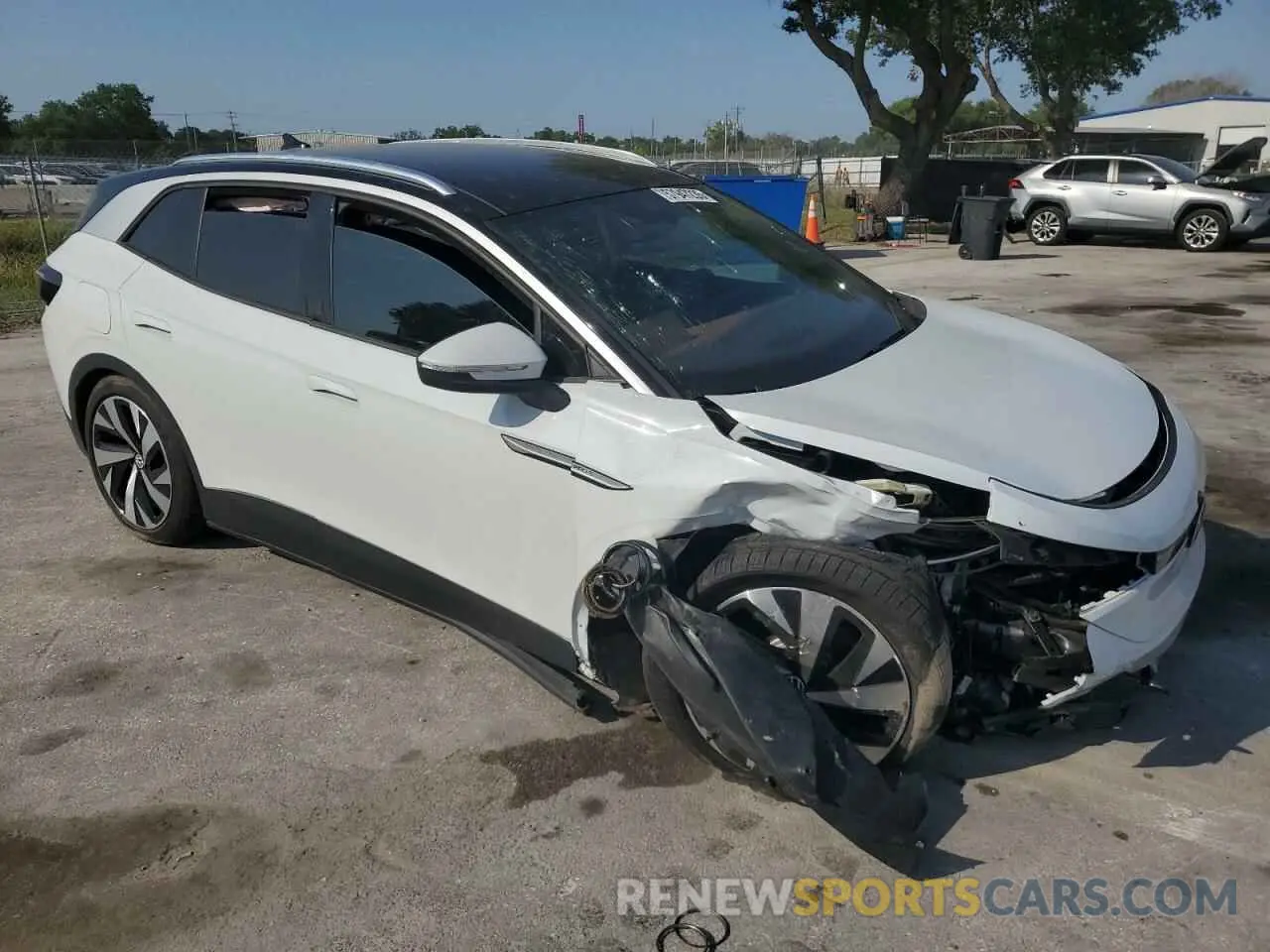 4 Photograph of a damaged car WVGKMPE22MP046499 VOLKSWAGEN ID.4 2021