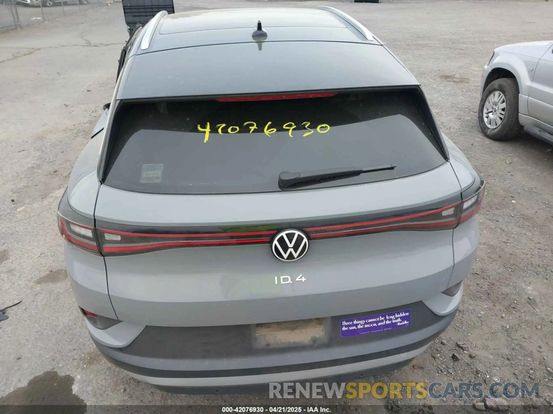 17 Photograph of a damaged car WVGUNPE2XMP059507 VOLKSWAGEN ID.4 2021