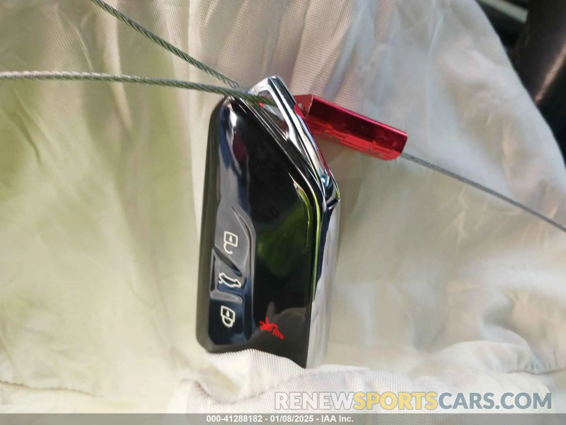 11 Photograph of a damaged car WVGJNPE28NP035565 VOLKSWAGEN ID.4 2022