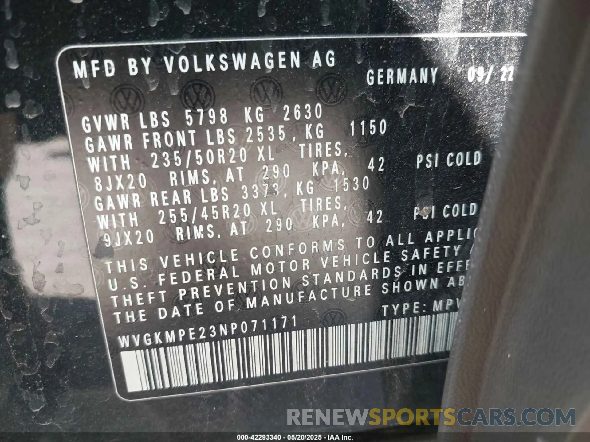 9 Photograph of a damaged car WVGKMPE23NP071171 VOLKSWAGEN ID.4 2022