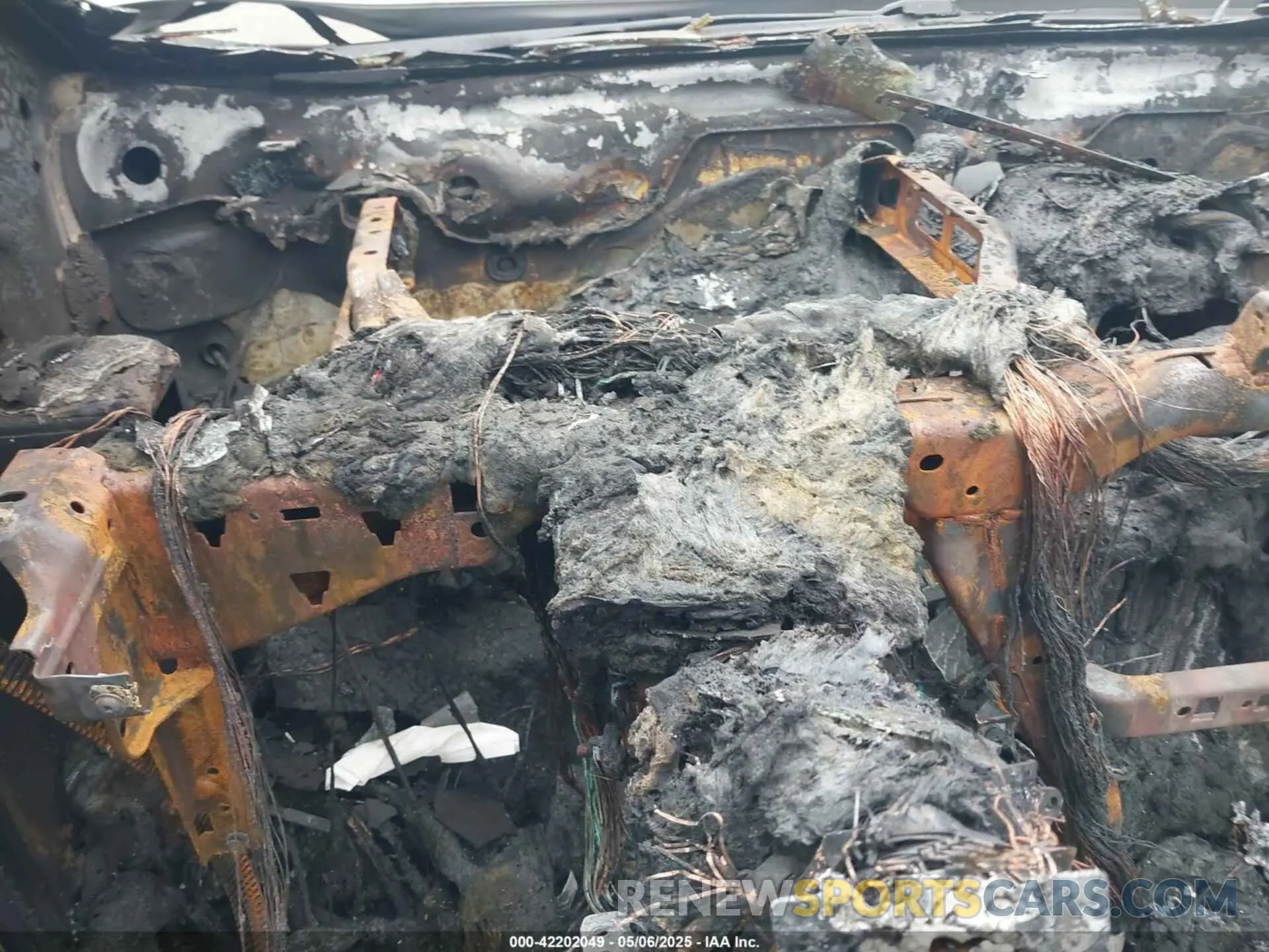 7 Photograph of a damaged car WVGTMPE29NP045047 VOLKSWAGEN ID.4 2022