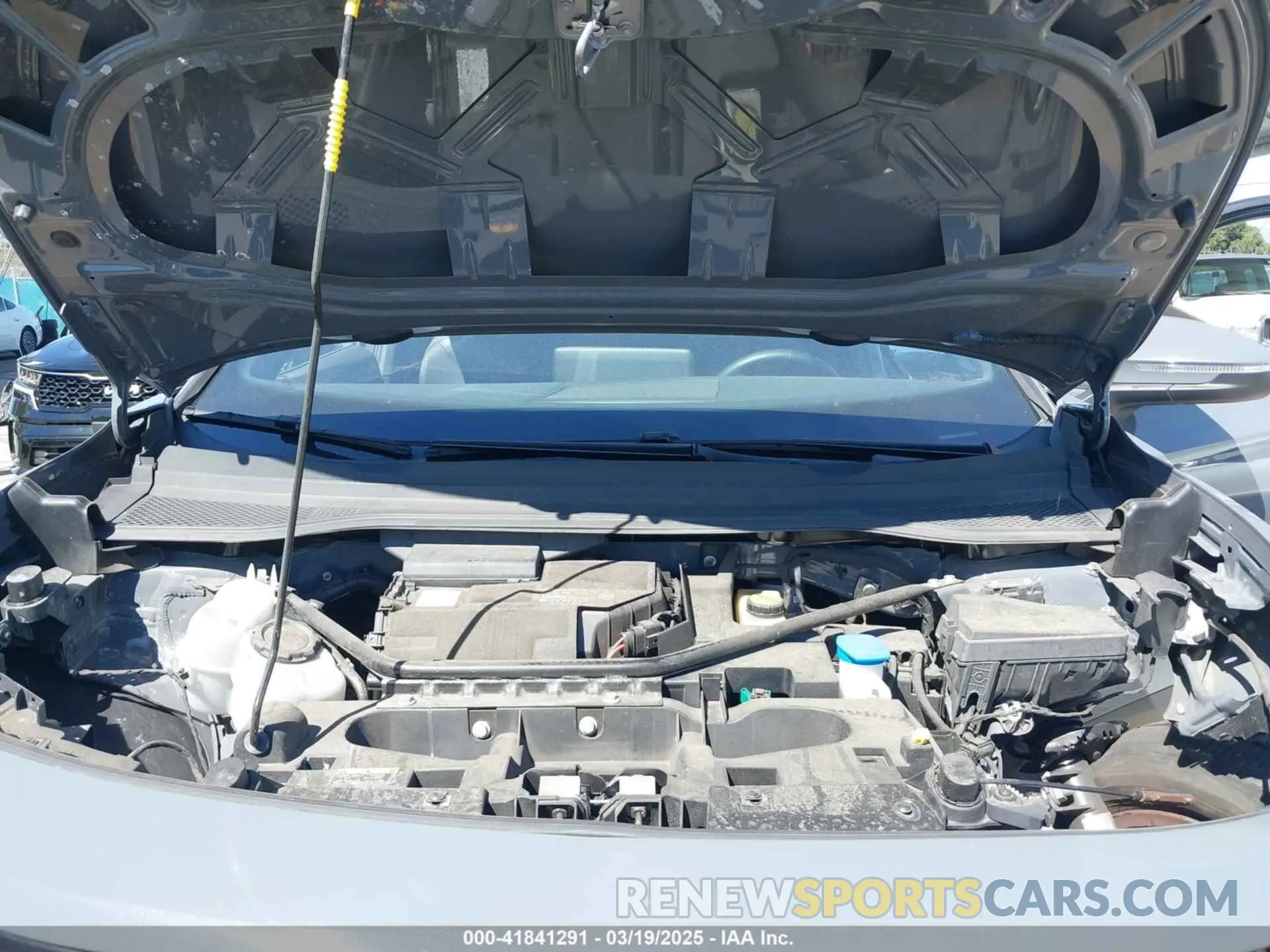 10 Photograph of a damaged car 1V25MPE81PC032464 VOLKSWAGEN ID.4 2023
