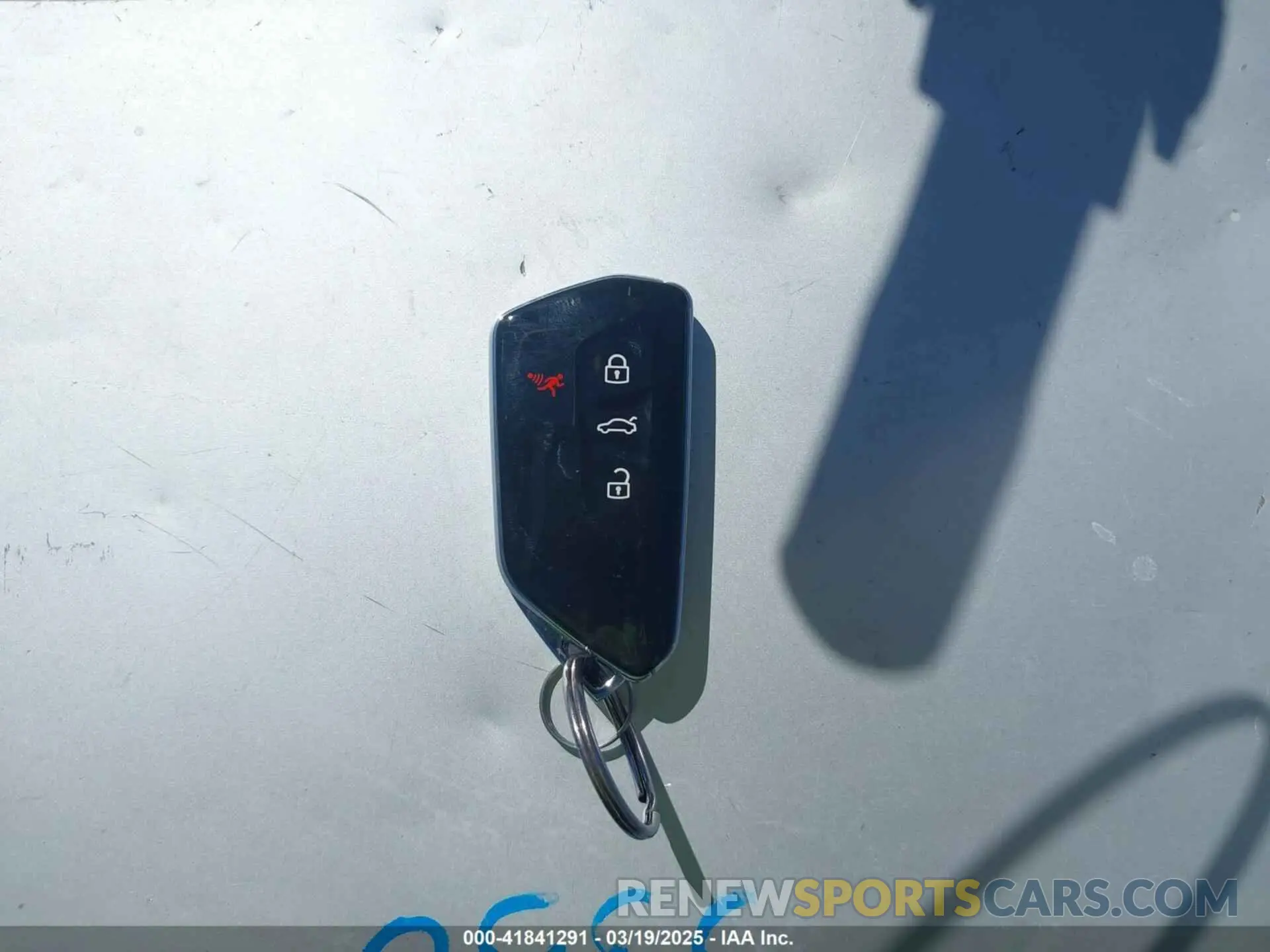 11 Photograph of a damaged car 1V25MPE81PC032464 VOLKSWAGEN ID.4 2023