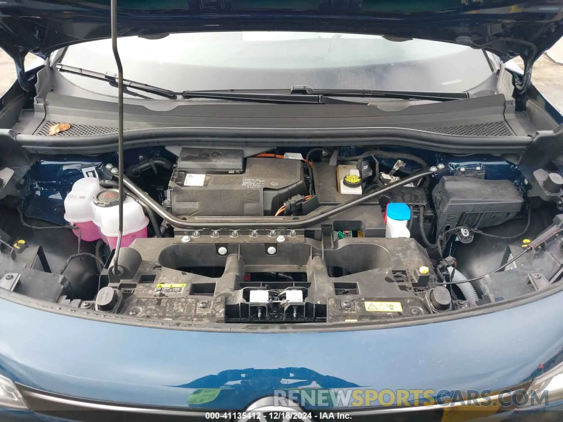 10 Photograph of a damaged car 1V25MPE85PC057934 VOLKSWAGEN ID.4 2023