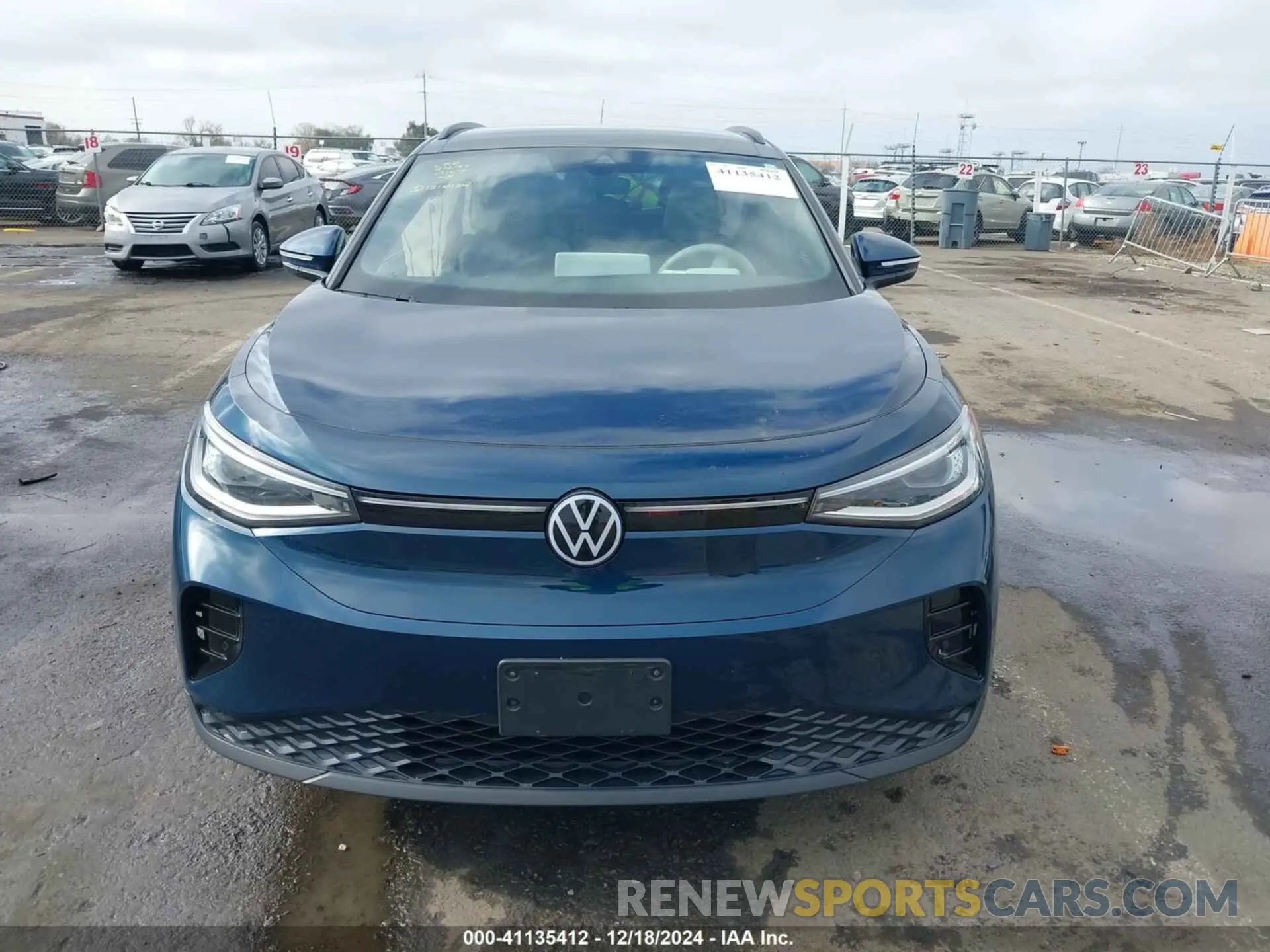 12 Photograph of a damaged car 1V25MPE85PC057934 VOLKSWAGEN ID.4 2023