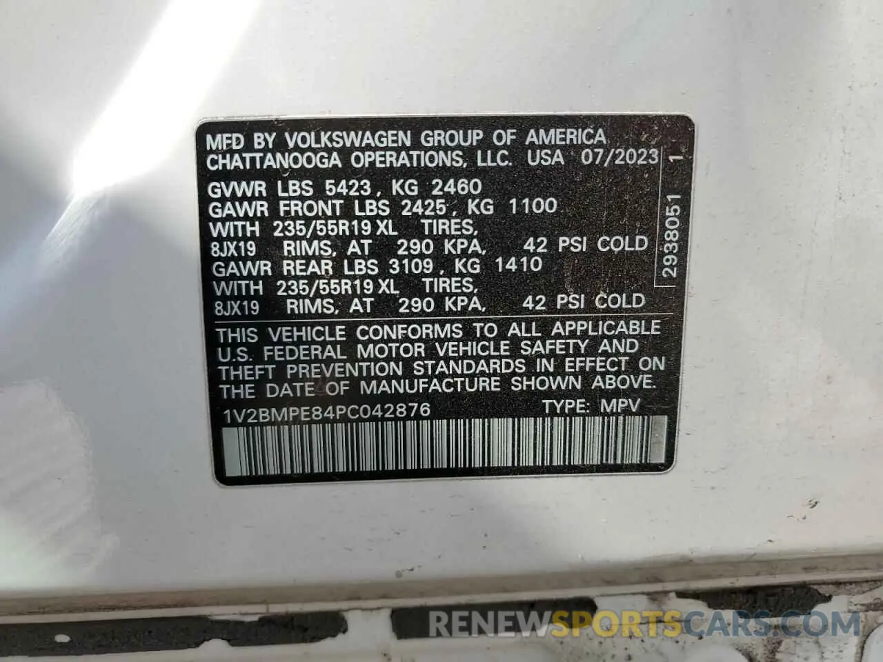 13 Photograph of a damaged car 1V2BMPE84PC042876 VOLKSWAGEN ID.4 2023