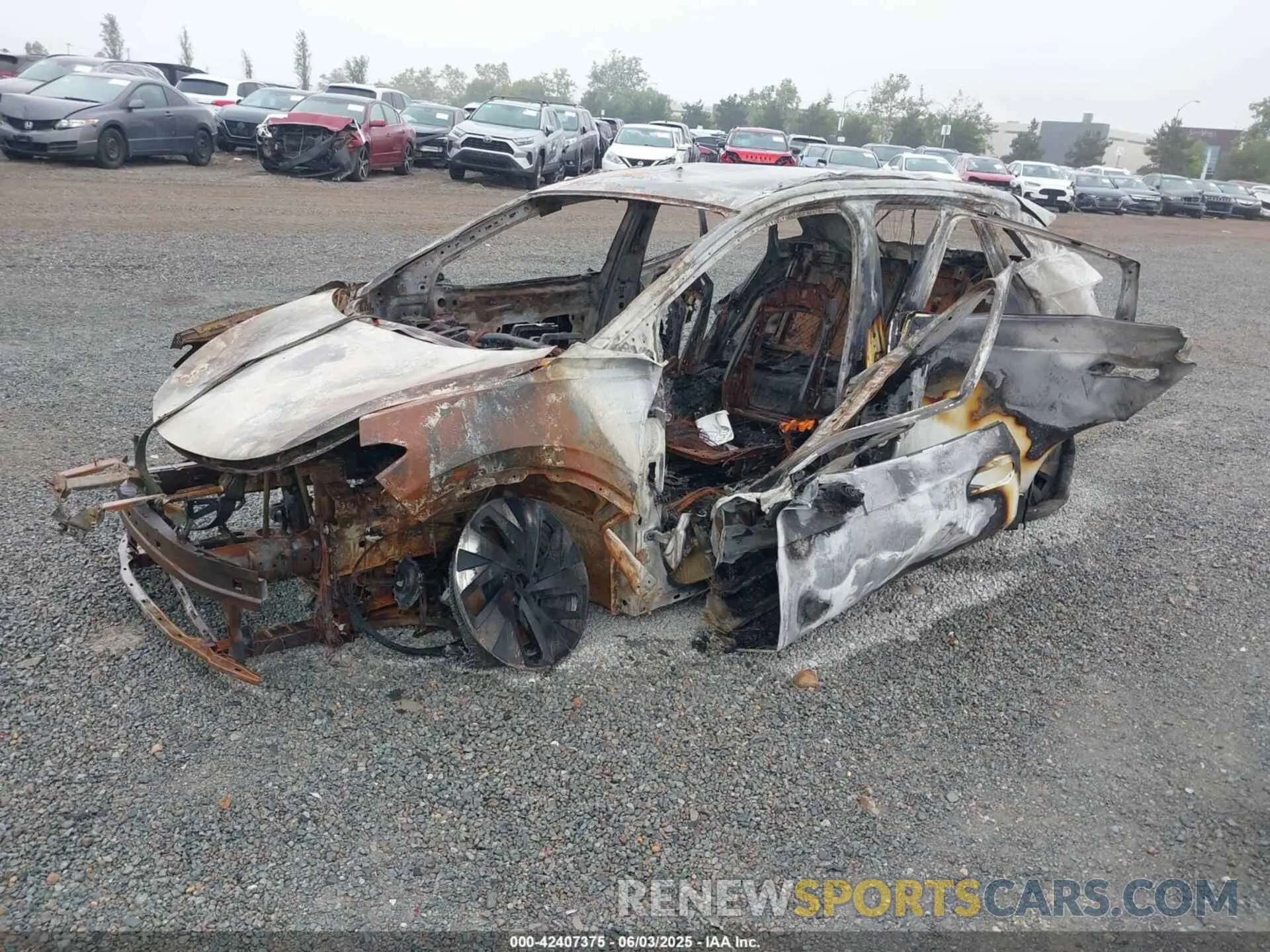 2 Photograph of a damaged car 1V2BMPE8XPC054871 VOLKSWAGEN ID.4 2023