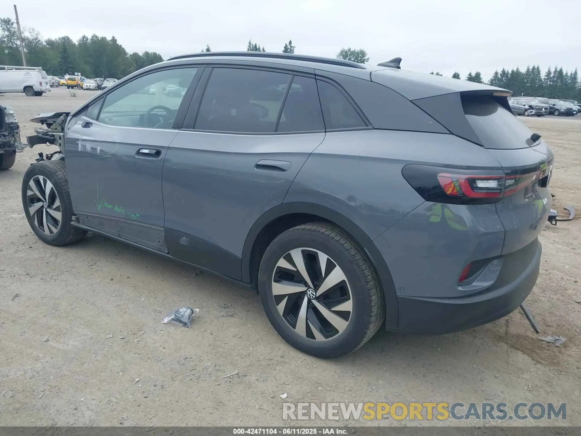 3 Photograph of a damaged car 1V2DNPE84PC009365 VOLKSWAGEN ID.4 2023