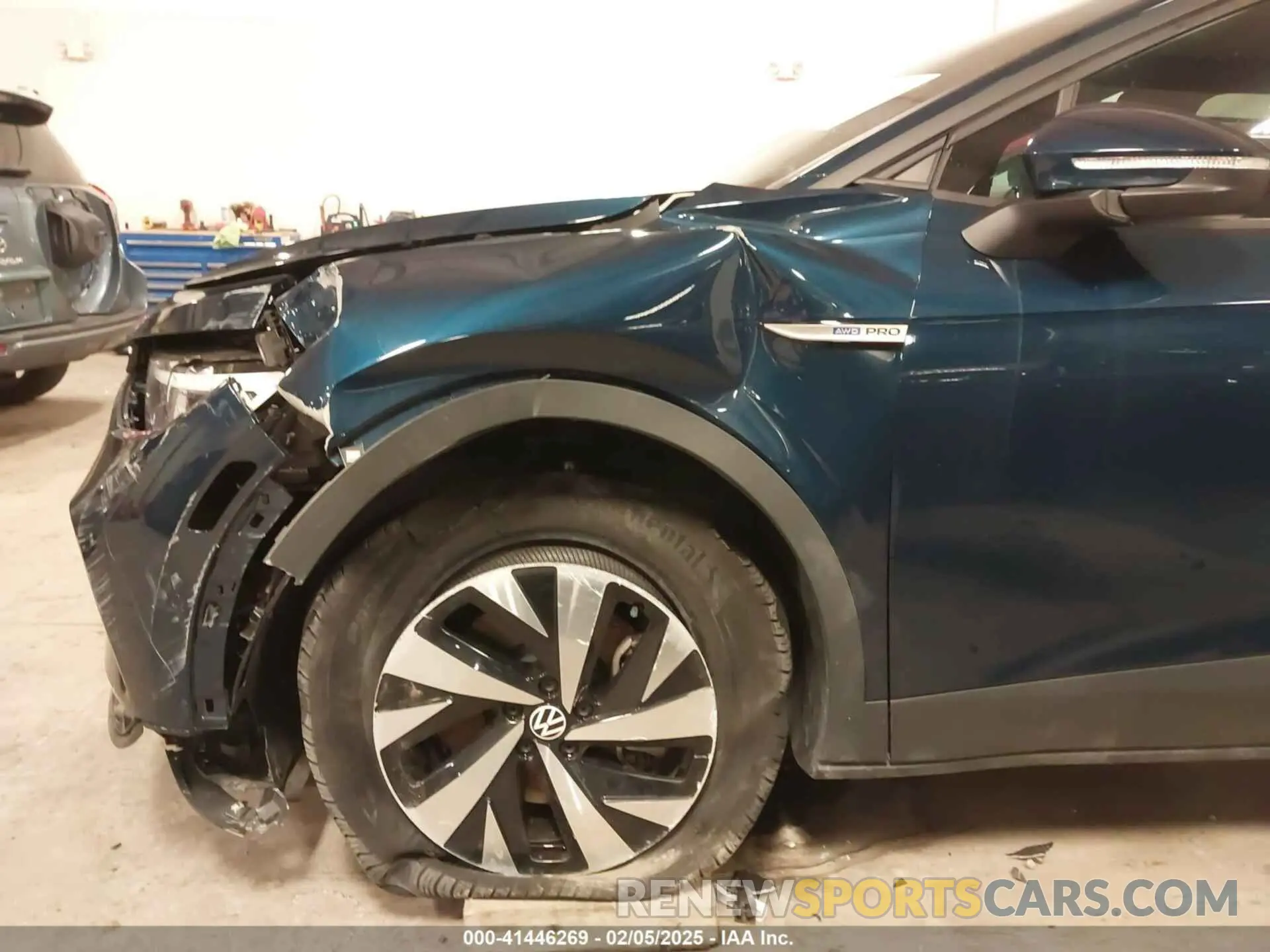 20 Photograph of a damaged car 1V2DNPE84PC038042 VOLKSWAGEN ID.4 2023