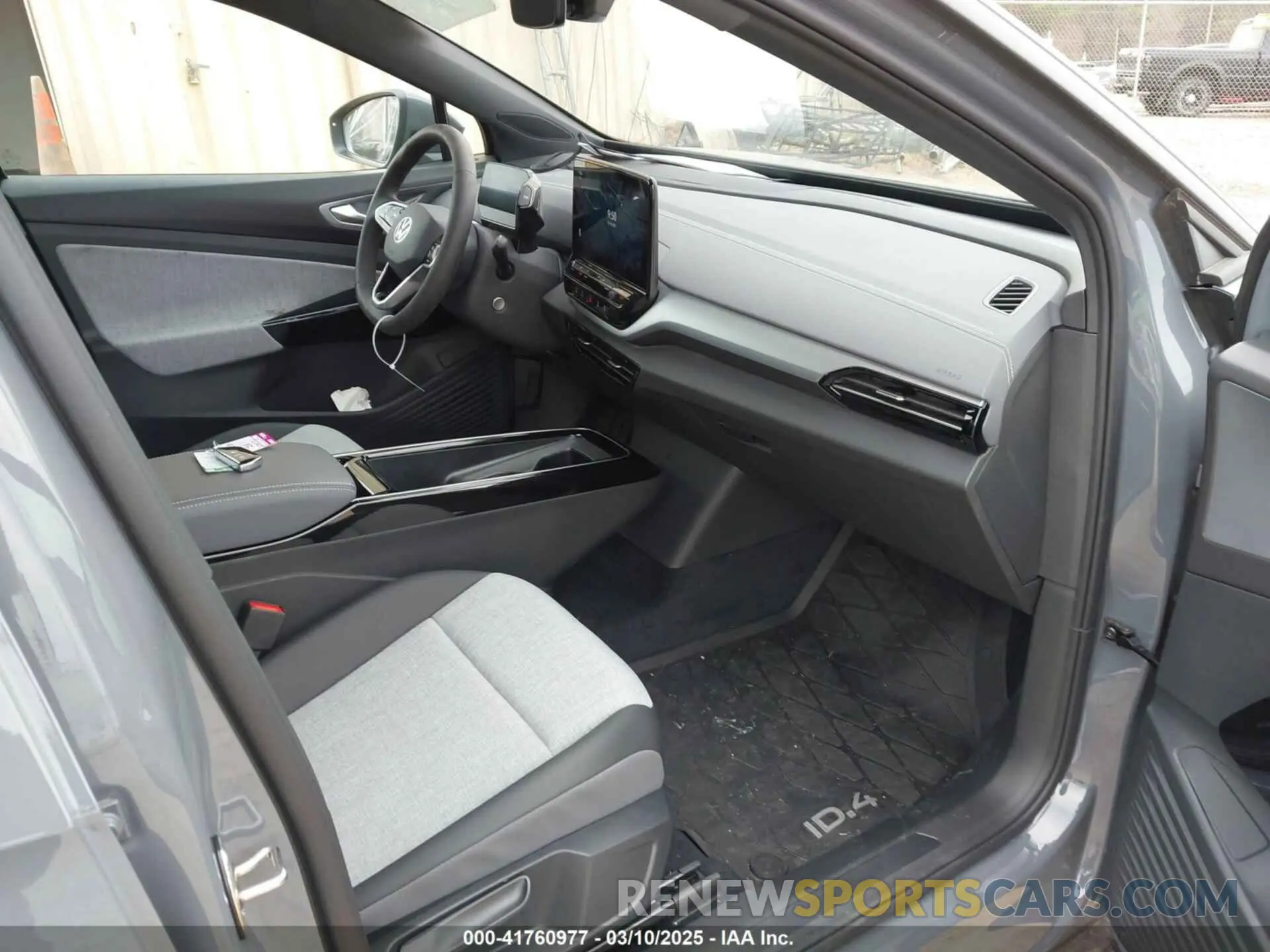 5 Photograph of a damaged car 1V2DNPE85PC048594 VOLKSWAGEN ID.4 2023