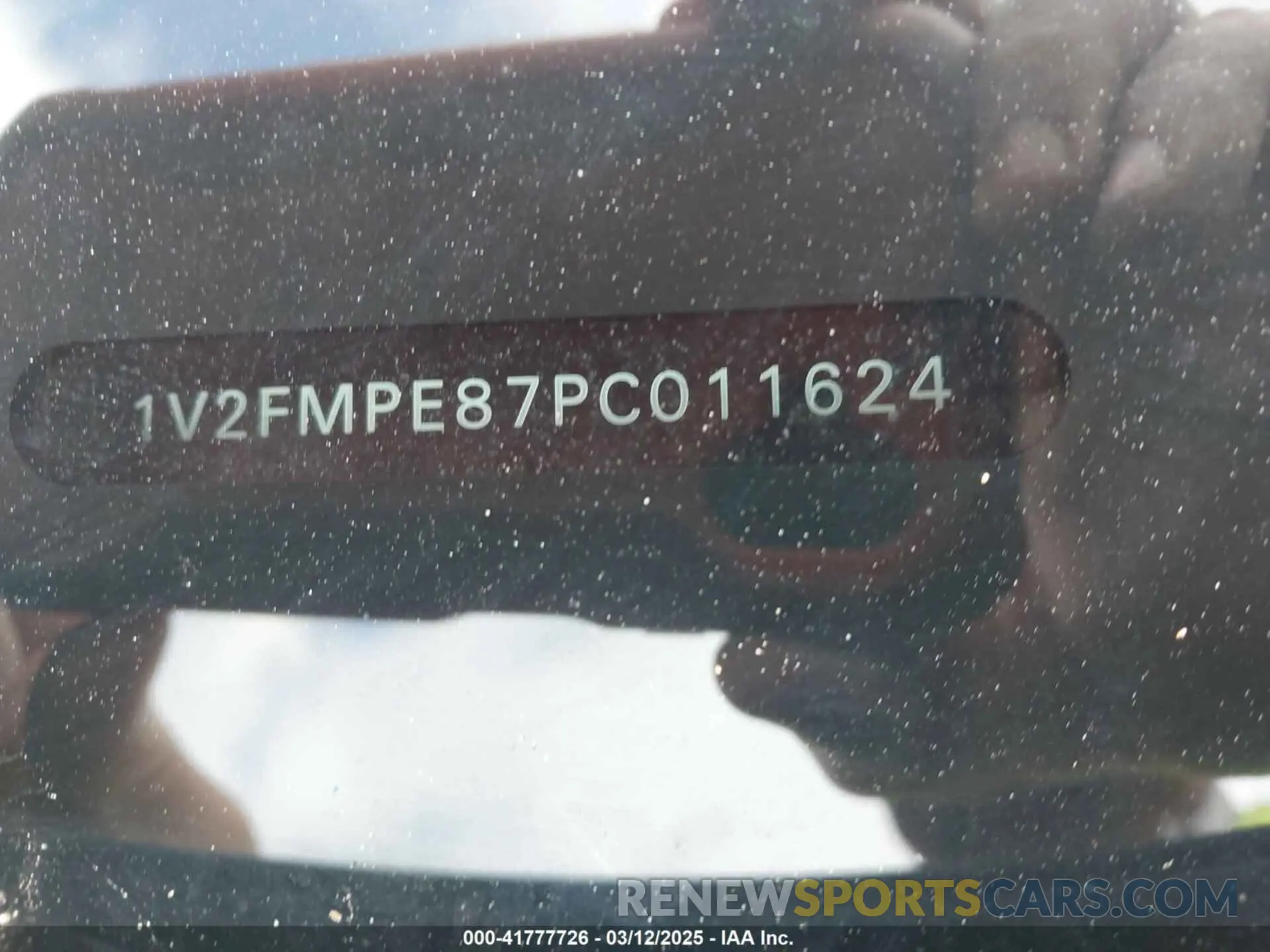 9 Photograph of a damaged car 1V2FMPE87PC011624 VOLKSWAGEN ID.4 2023