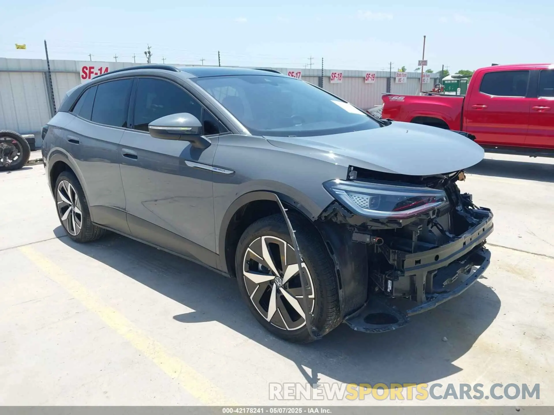 1 Photograph of a damaged car 1V2GNPE80PC006590 VOLKSWAGEN ID.4 2023