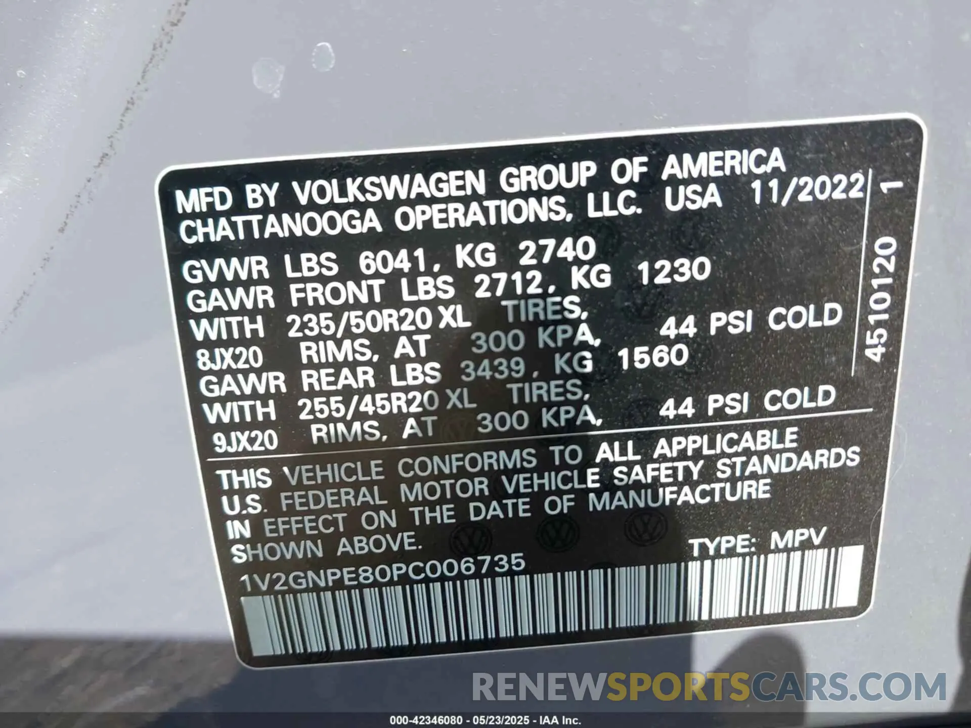 9 Photograph of a damaged car 1V2GNPE80PC006735 VOLKSWAGEN ID.4 2023