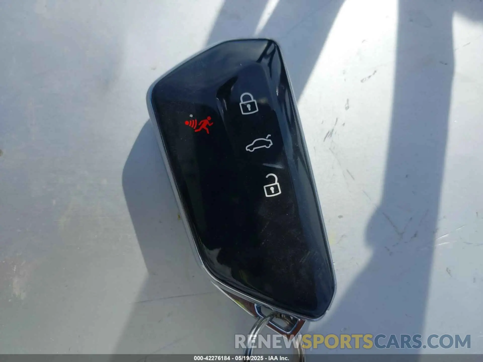 11 Photograph of a damaged car 1V2GNPE84PC002994 VOLKSWAGEN ID.4 2023