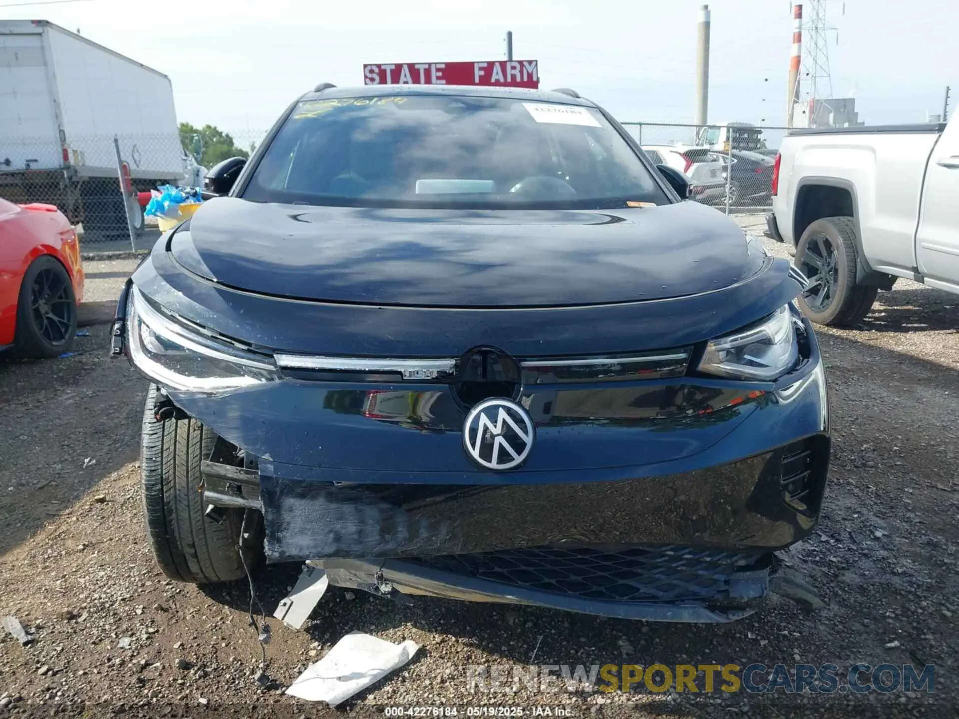 13 Photograph of a damaged car 1V2GNPE84PC002994 VOLKSWAGEN ID.4 2023