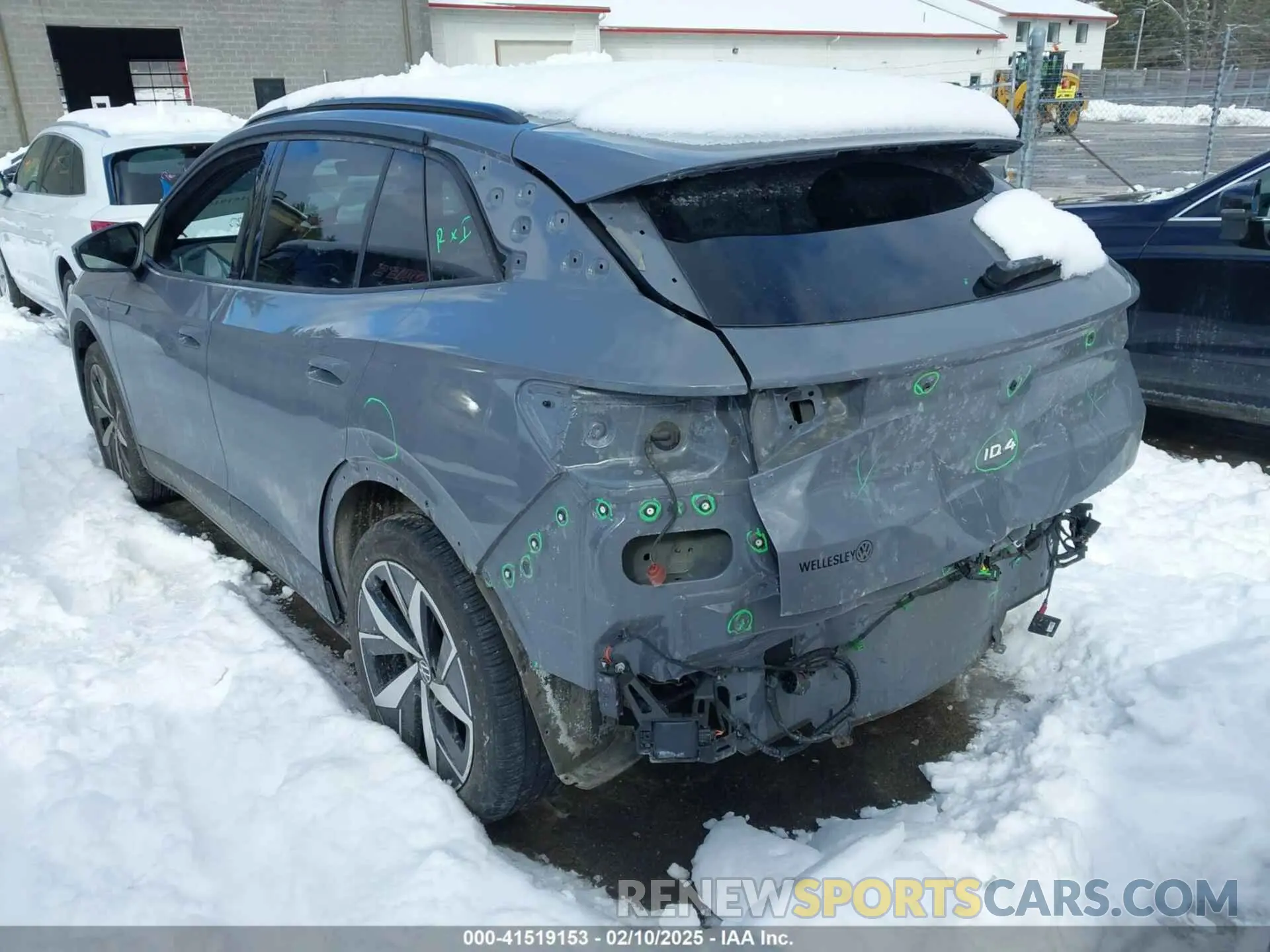 3 Photograph of a damaged car 1V2GNPE85PC004916 VOLKSWAGEN ID.4 2023