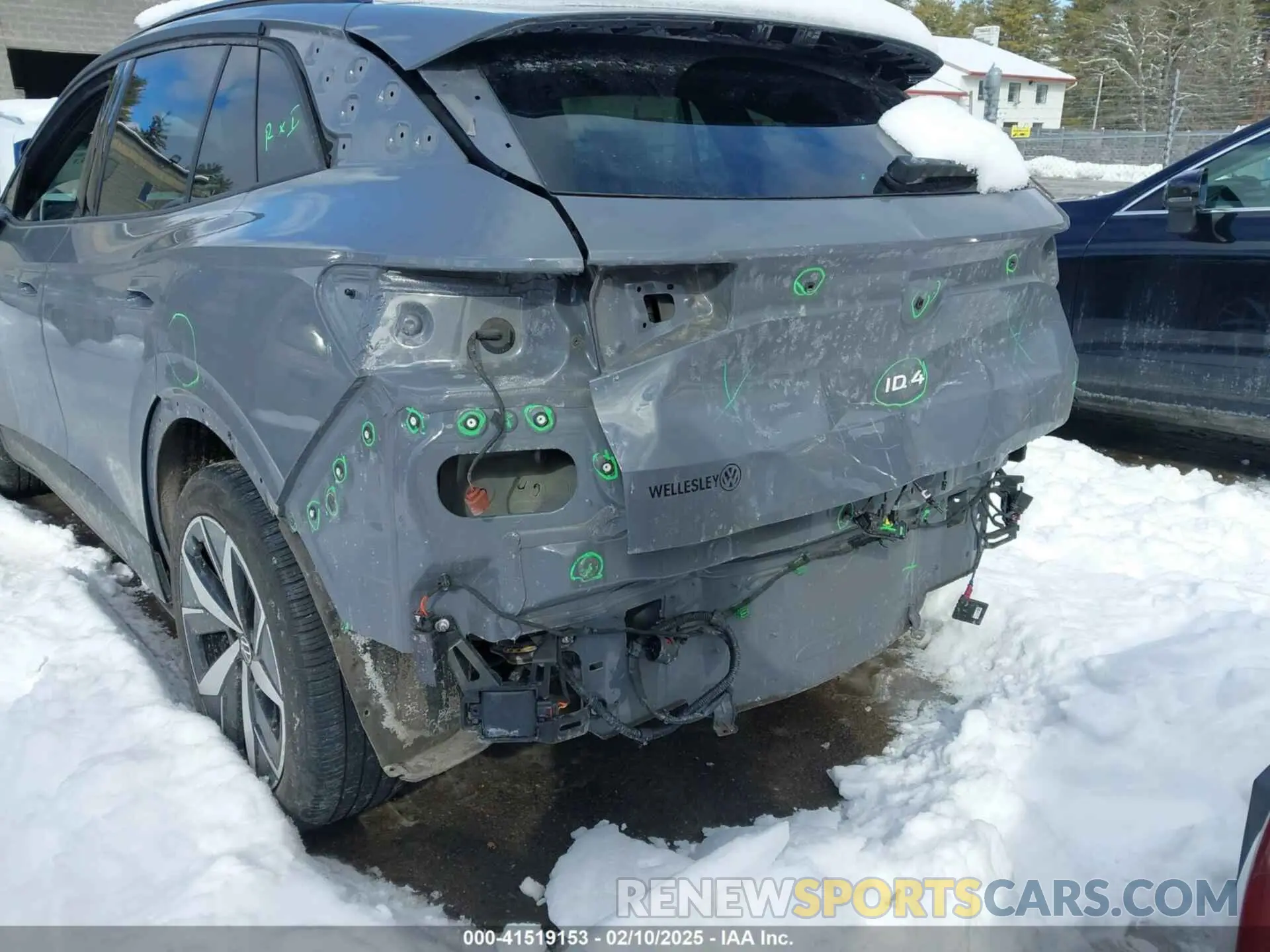 6 Photograph of a damaged car 1V2GNPE85PC004916 VOLKSWAGEN ID.4 2023
