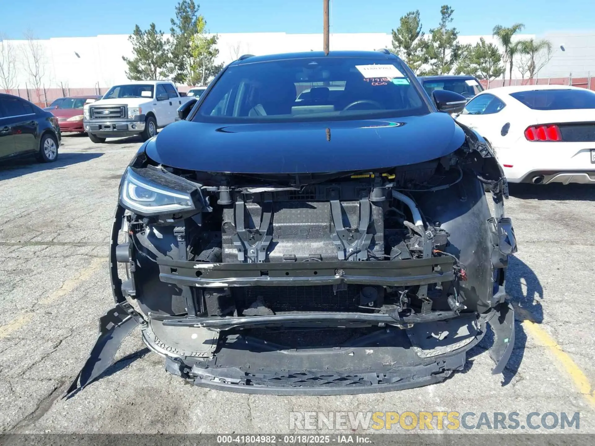 6 Photograph of a damaged car 1V2GNPE87PC000804 VOLKSWAGEN ID.4 2023