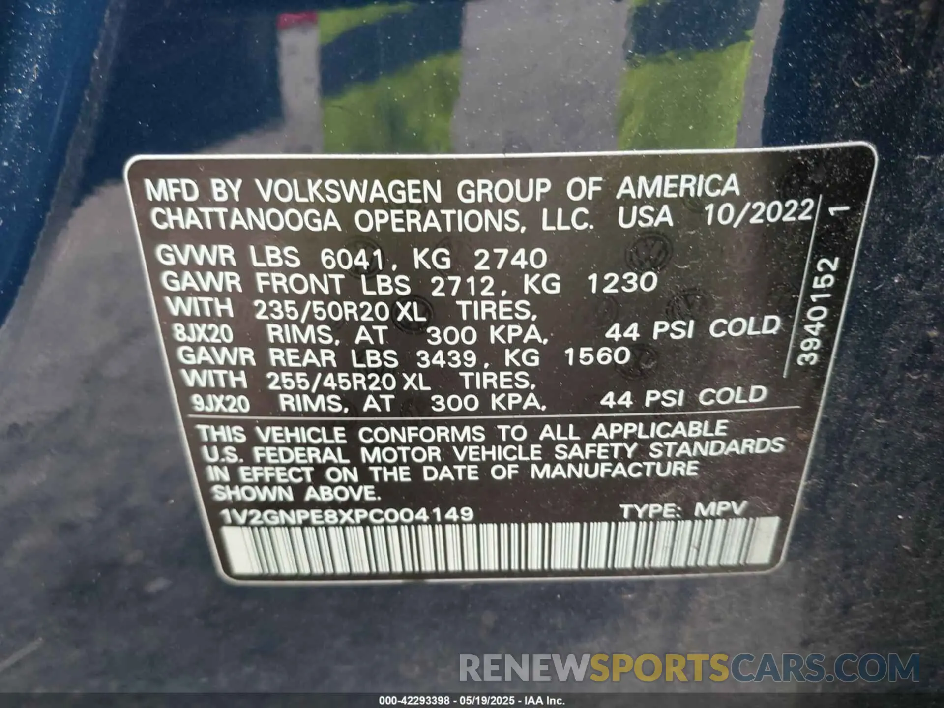 9 Photograph of a damaged car 1V2GNPE8XPC004149 VOLKSWAGEN ID.4 2023