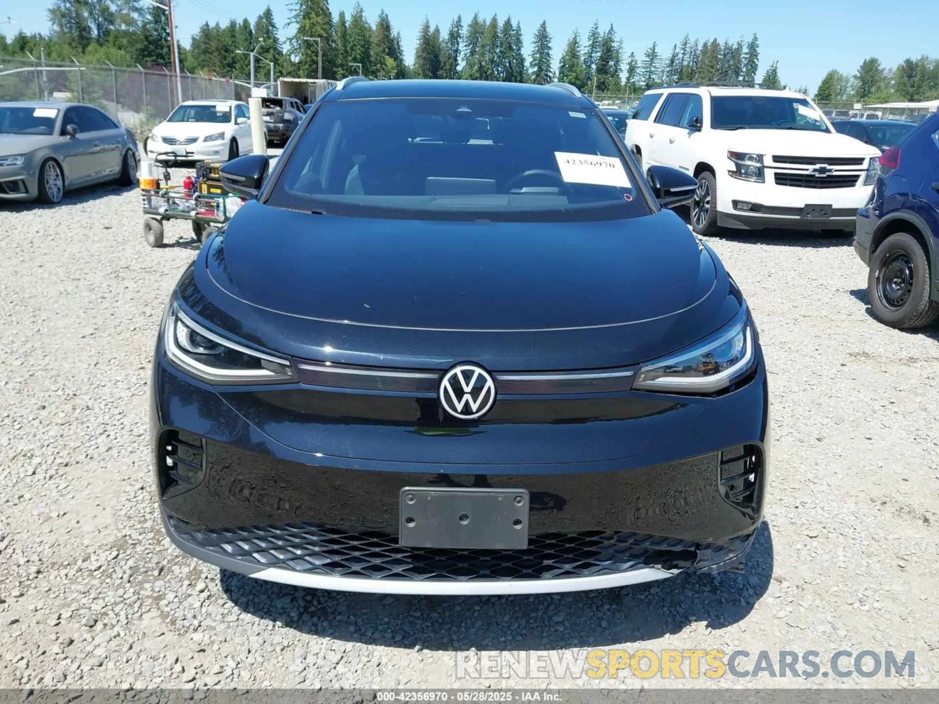 12 Photograph of a damaged car 1V2JNPE88PC039858 VOLKSWAGEN ID.4 2023
