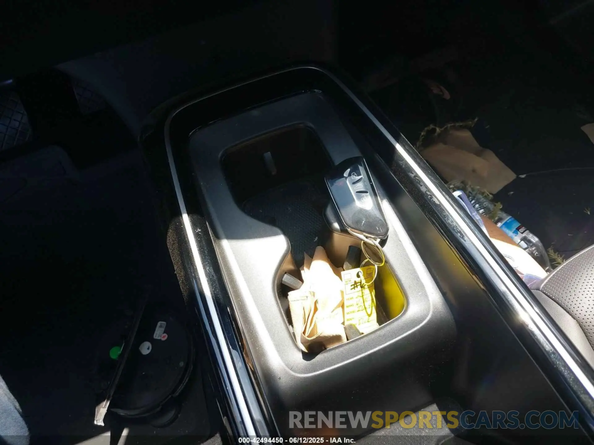 11 Photograph of a damaged car 1V2JNPE89PC047127 VOLKSWAGEN ID.4 2023