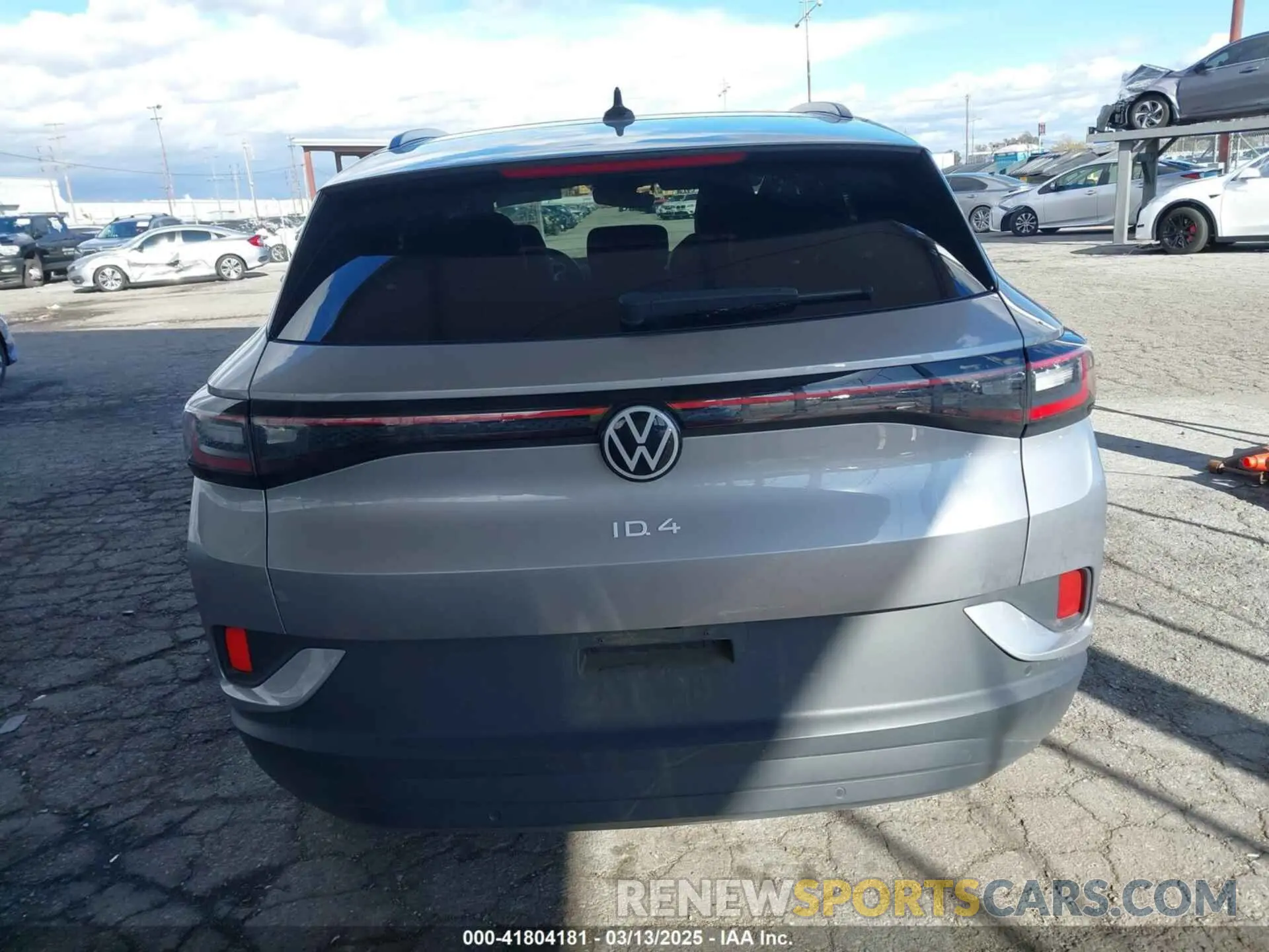 16 Photograph of a damaged car 1V2VMPE84PC037142 VOLKSWAGEN ID.4 2023
