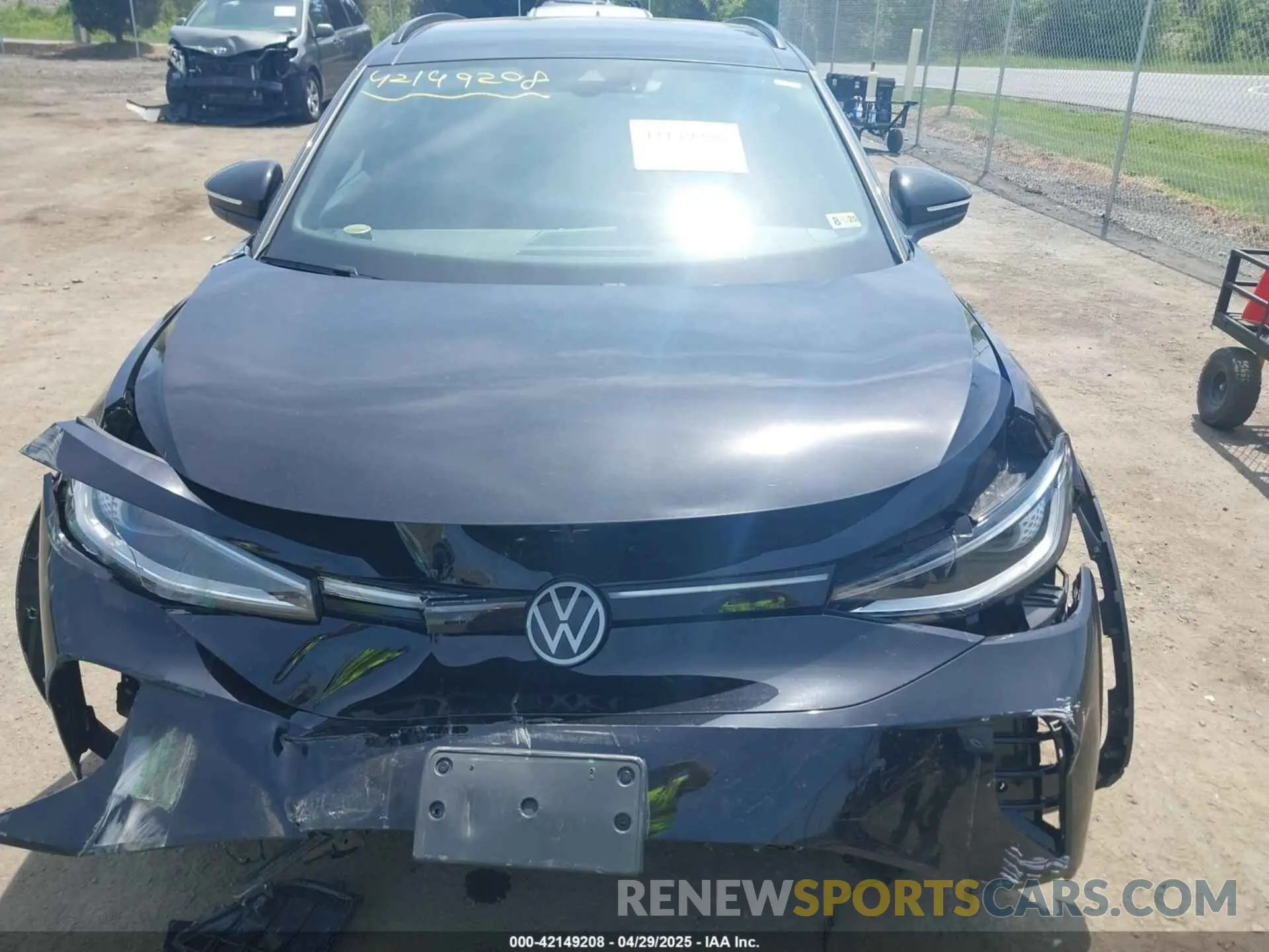 11 Photograph of a damaged car 1V2VMPE87PC043534 VOLKSWAGEN ID.4 2023
