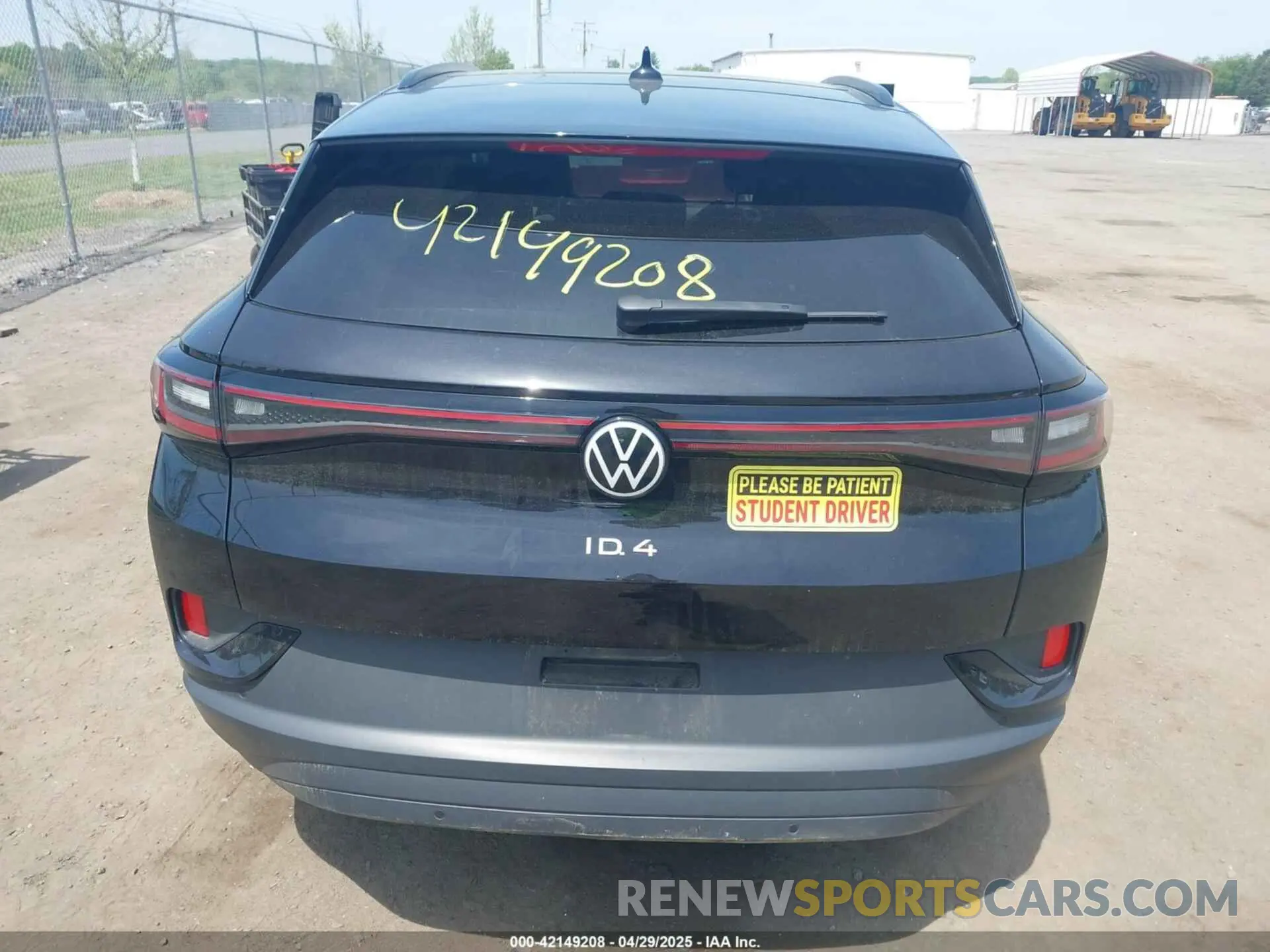 15 Photograph of a damaged car 1V2VMPE87PC043534 VOLKSWAGEN ID.4 2023