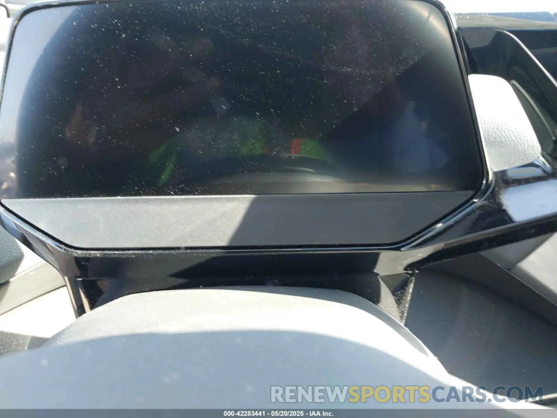 14 Photograph of a damaged car 1V2VMPE88PC043137 VOLKSWAGEN ID.4 2023
