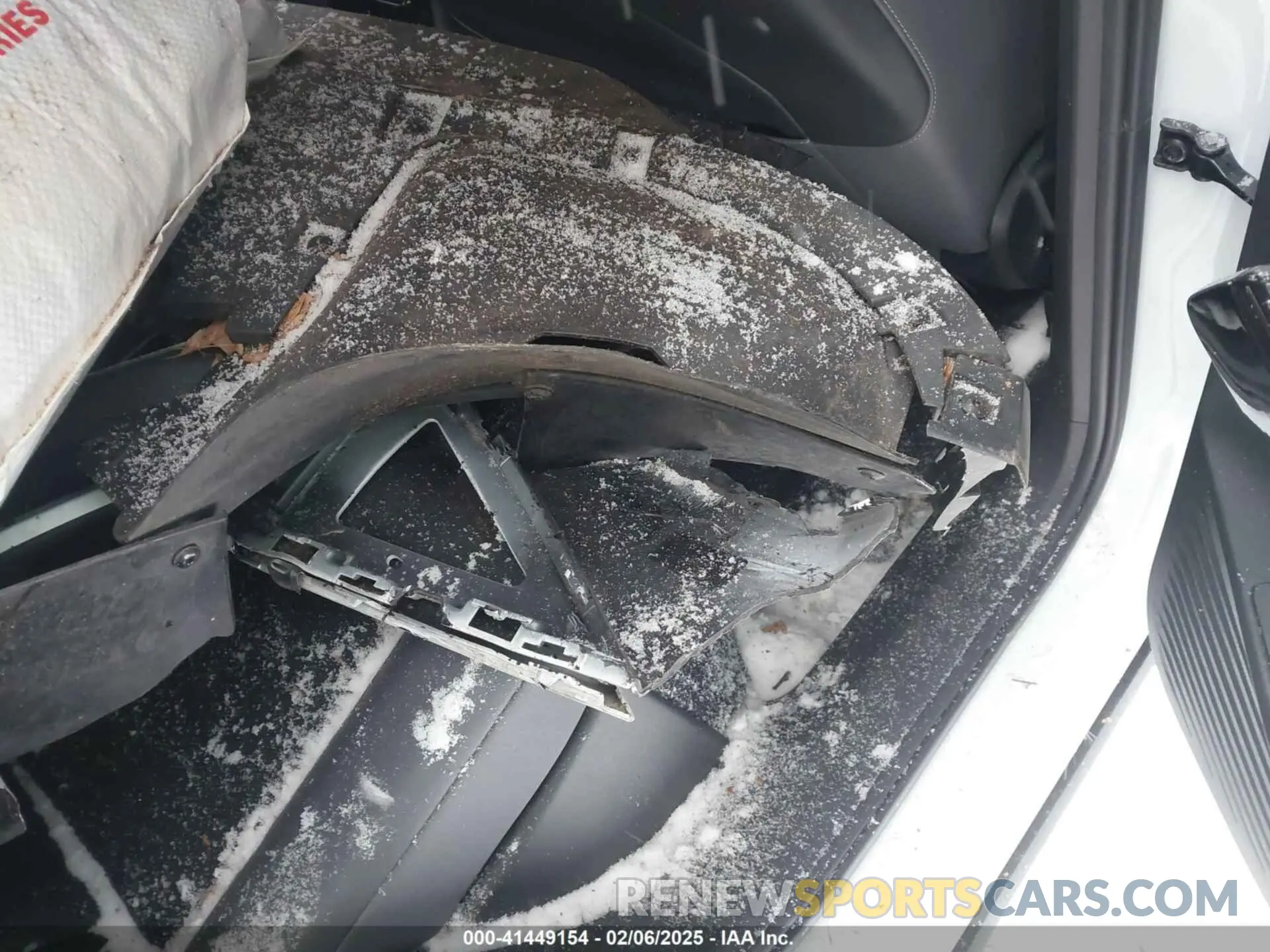 11 Photograph of a damaged car 1V2VMPE89PC022250 VOLKSWAGEN ID.4 2023