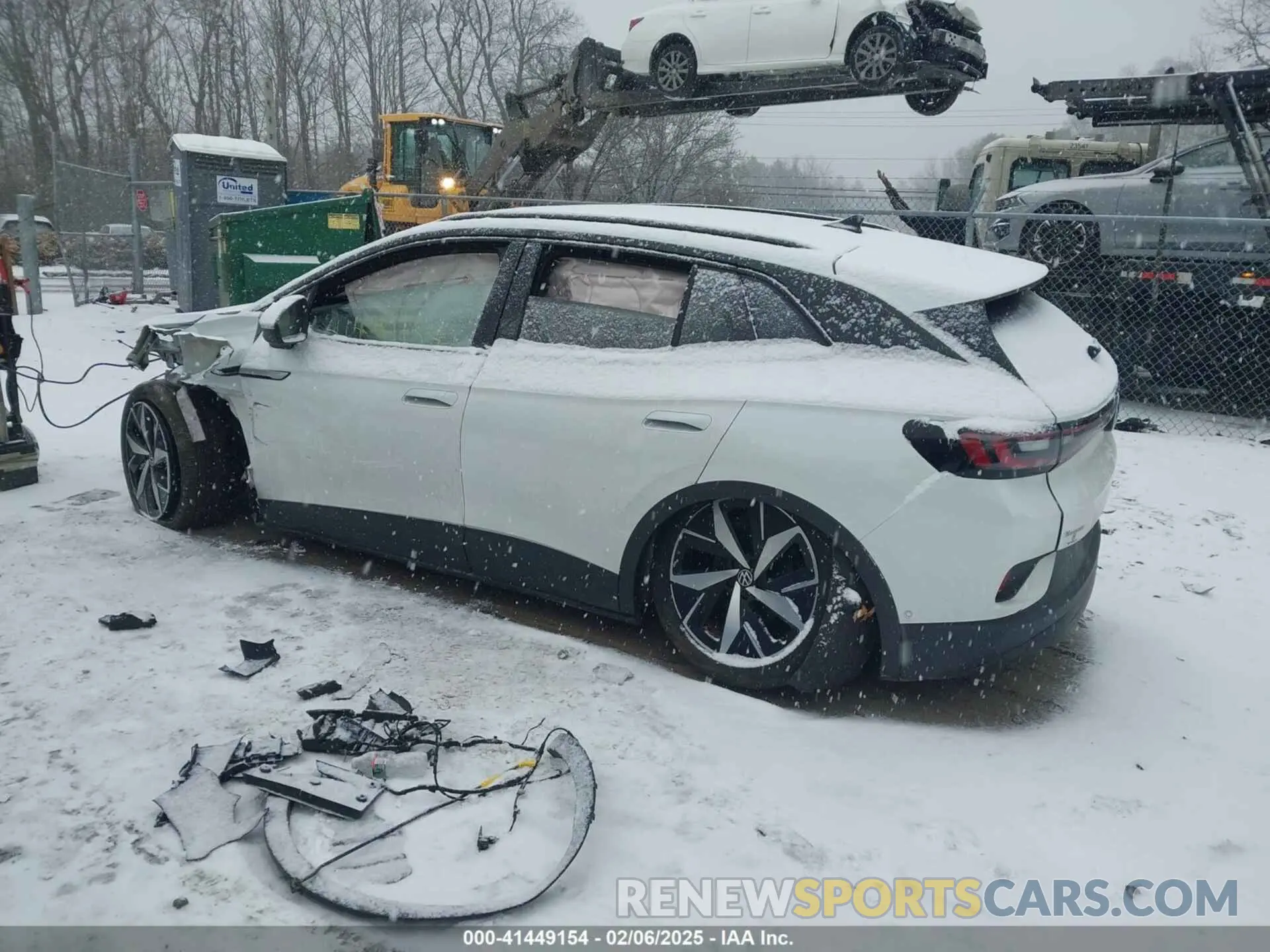 14 Photograph of a damaged car 1V2VMPE89PC022250 VOLKSWAGEN ID.4 2023