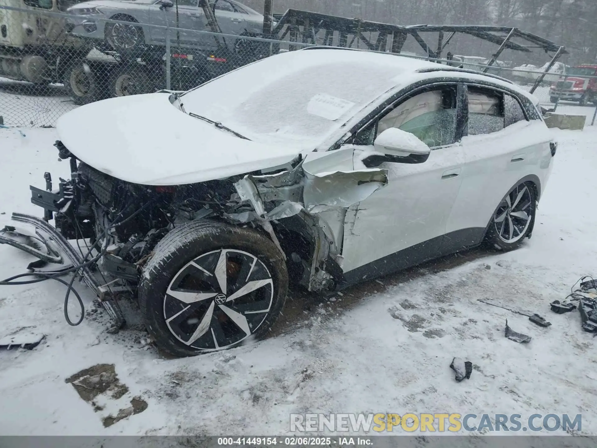 2 Photograph of a damaged car 1V2VMPE89PC022250 VOLKSWAGEN ID.4 2023