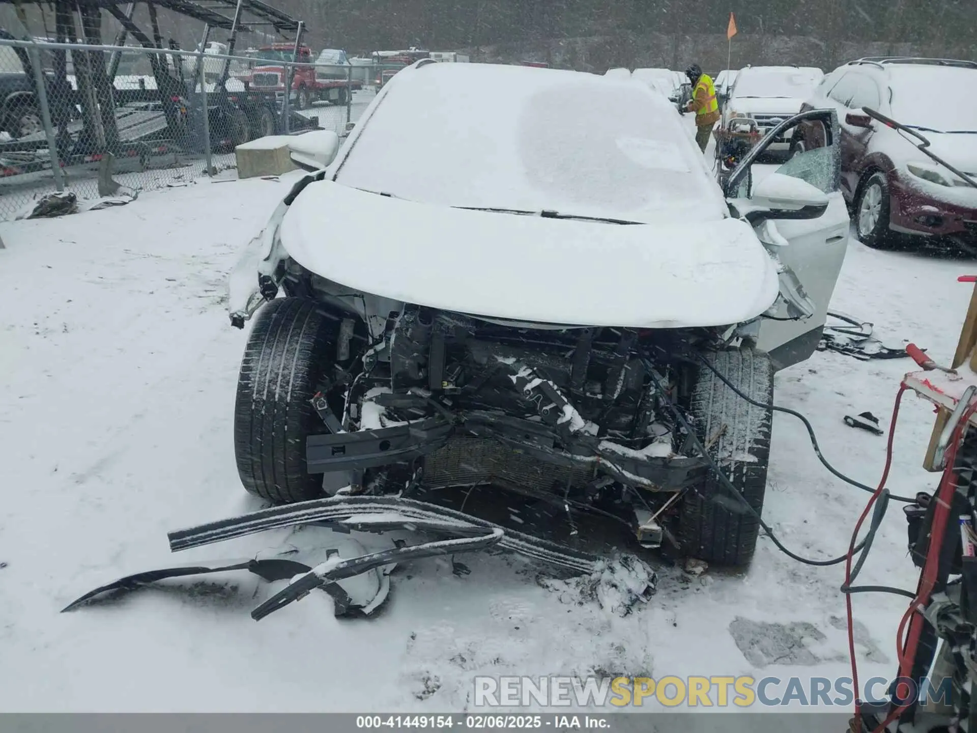 6 Photograph of a damaged car 1V2VMPE89PC022250 VOLKSWAGEN ID.4 2023