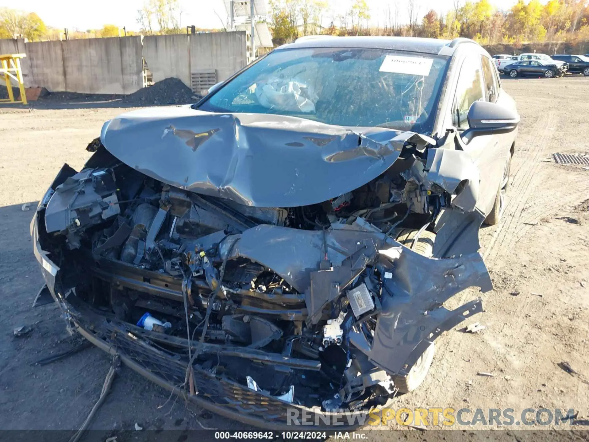 6 Photograph of a damaged car 1V2WNPE81PC052201 VOLKSWAGEN ID.4 2023
