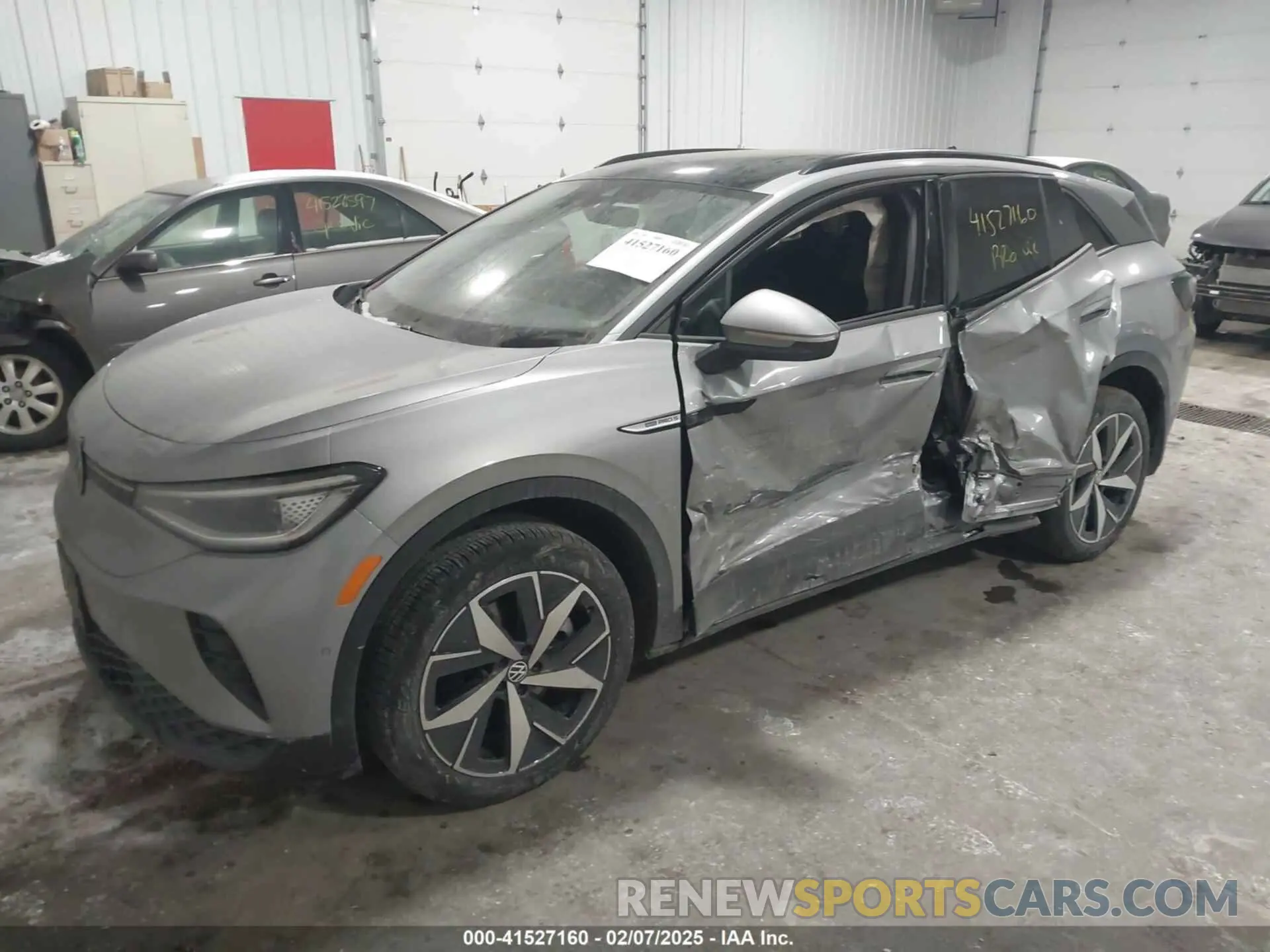 2 Photograph of a damaged car 1V2WNPE83PC037537 VOLKSWAGEN ID.4 2023
