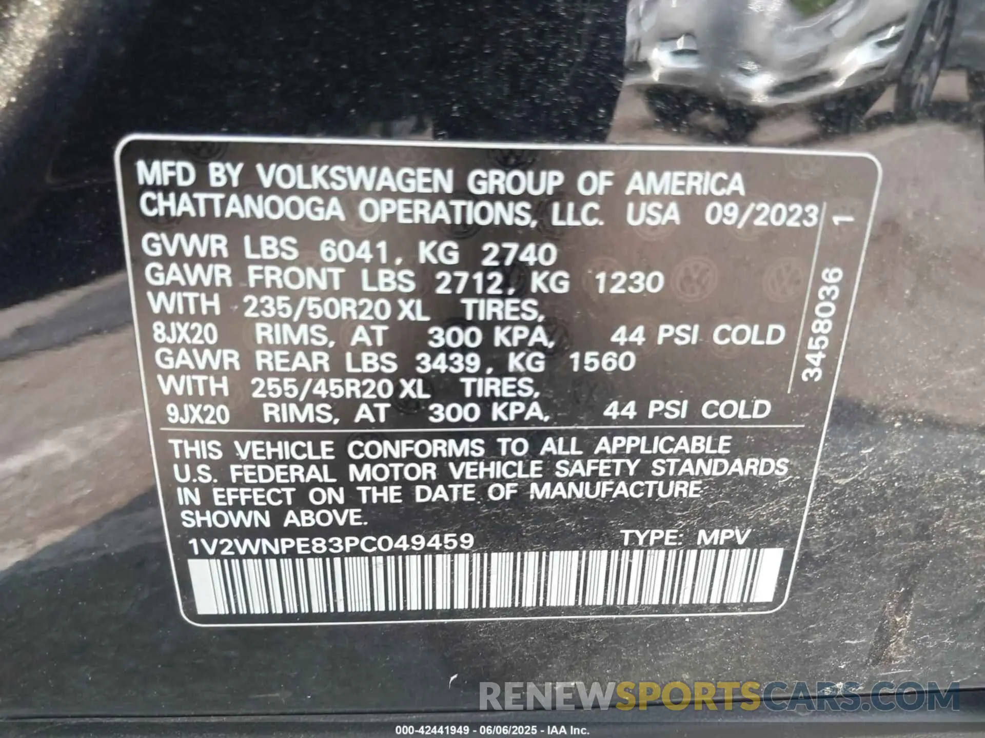 9 Photograph of a damaged car 1V2WNPE83PC049459 VOLKSWAGEN ID.4 2023