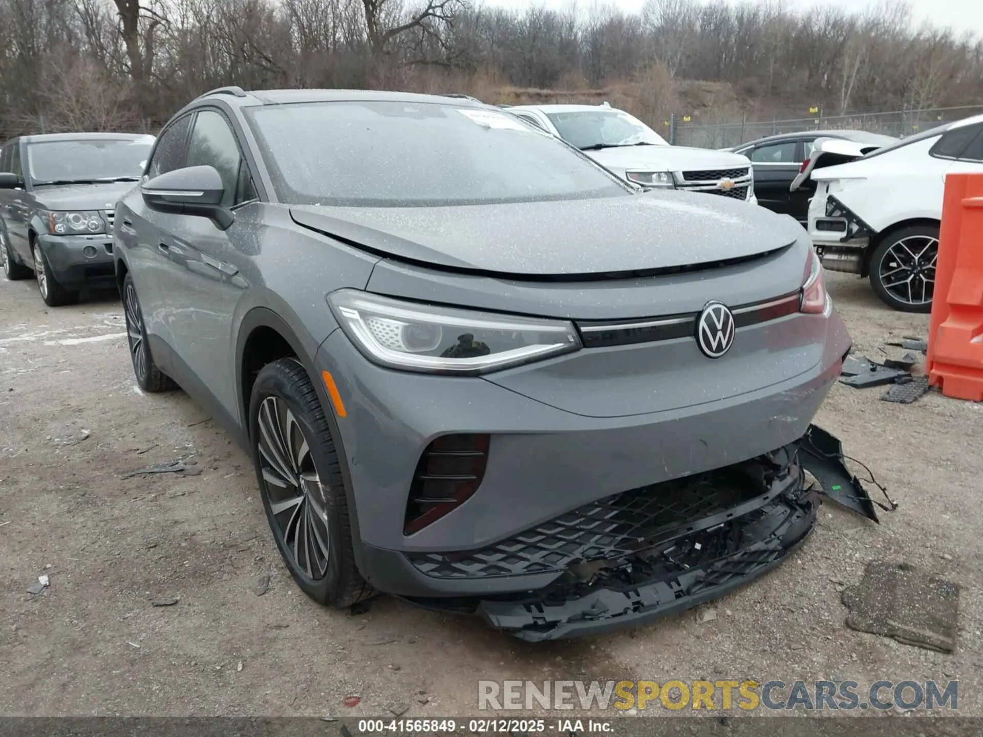 1 Photograph of a damaged car 1V25MPE82RC007219 VOLKSWAGEN ID.4 2024