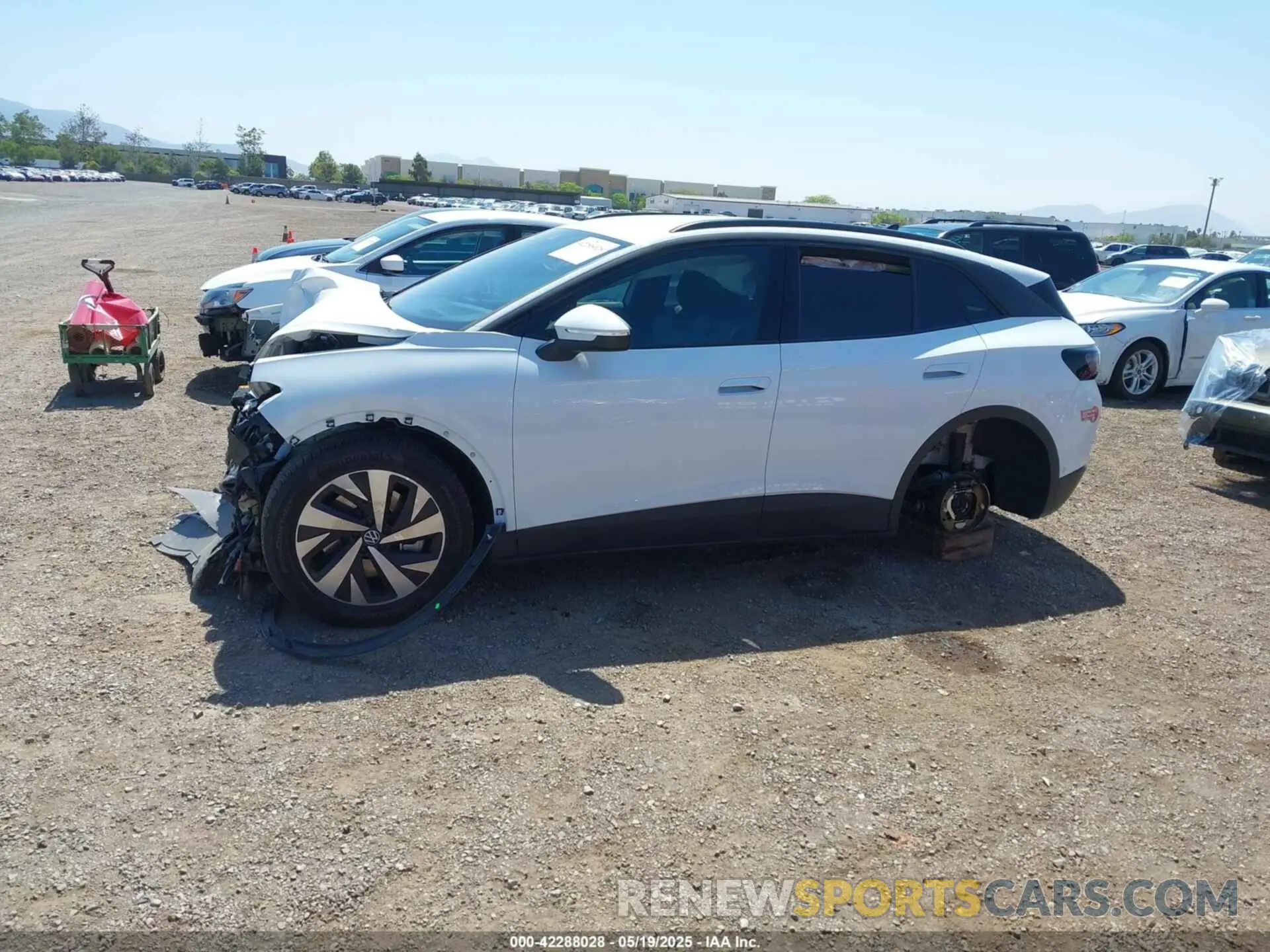 15 Photograph of a damaged car 1V2BMPE85RC009551 VOLKSWAGEN ID.4 2024