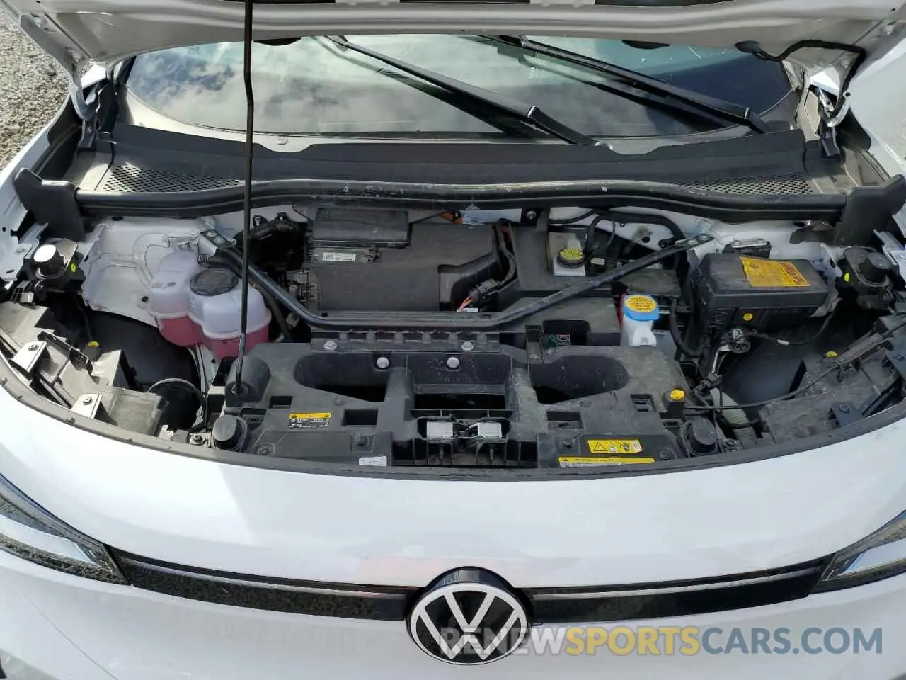 13 Photograph of a damaged car WVGDMPE28MP008011 VOLKSWAGEN ID.4 FIRST 2021