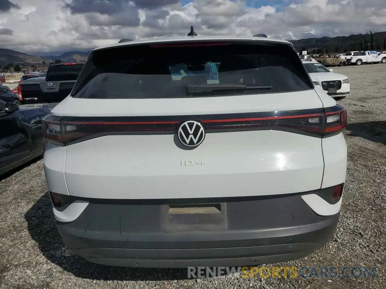 6 Photograph of a damaged car WVGRMPE25MP038993 VOLKSWAGEN ID.4 PRO 2021