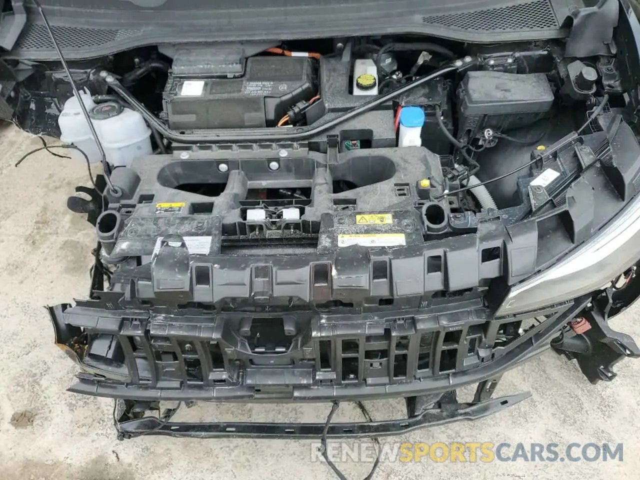 12 Photograph of a damaged car 1V2CMPE80PC027506 VOLKSWAGEN ID.4 PRO 2023
