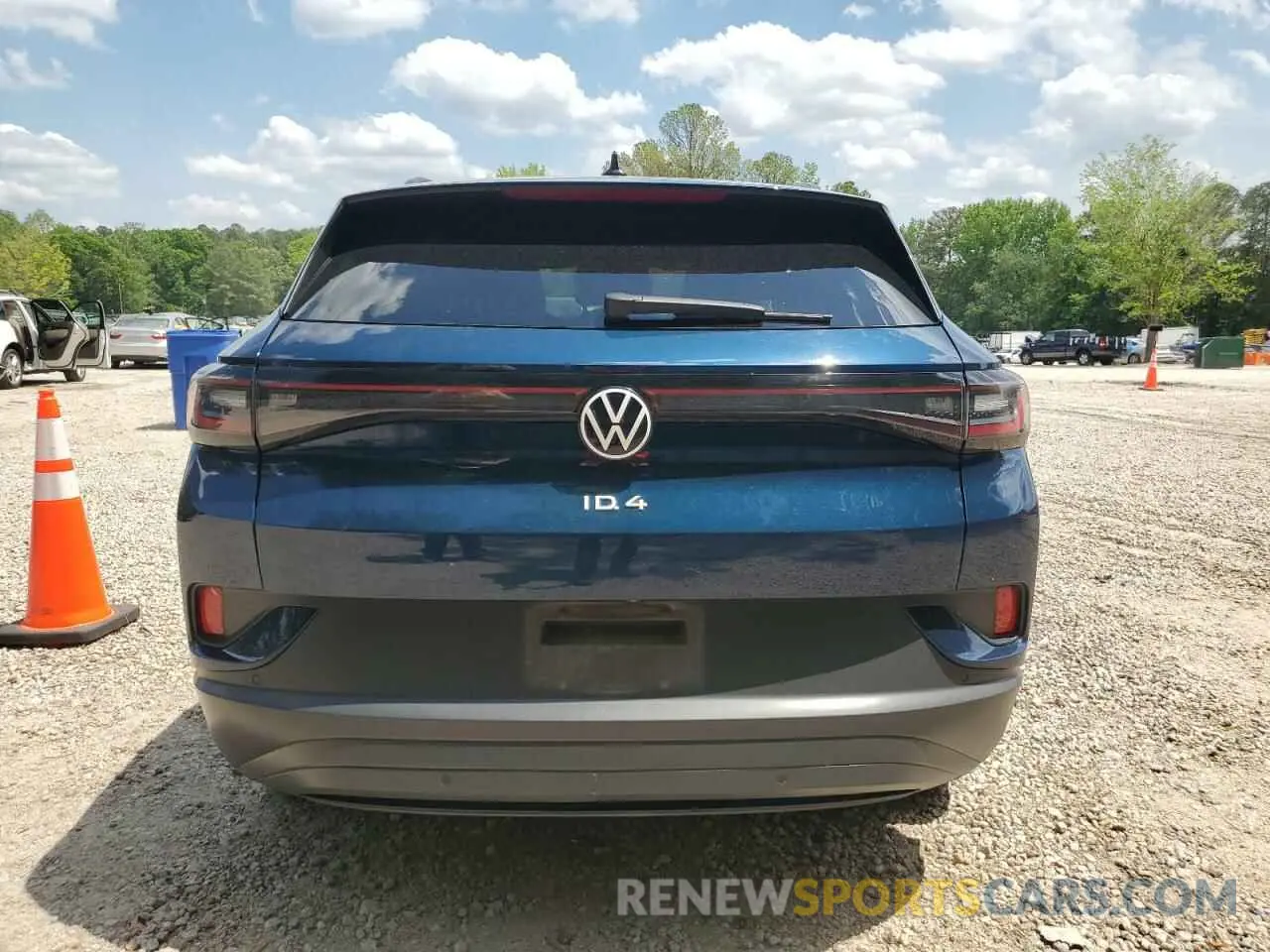 6 Photograph of a damaged car 1V2CMPE82PC024252 VOLKSWAGEN ID.4 PRO 2023