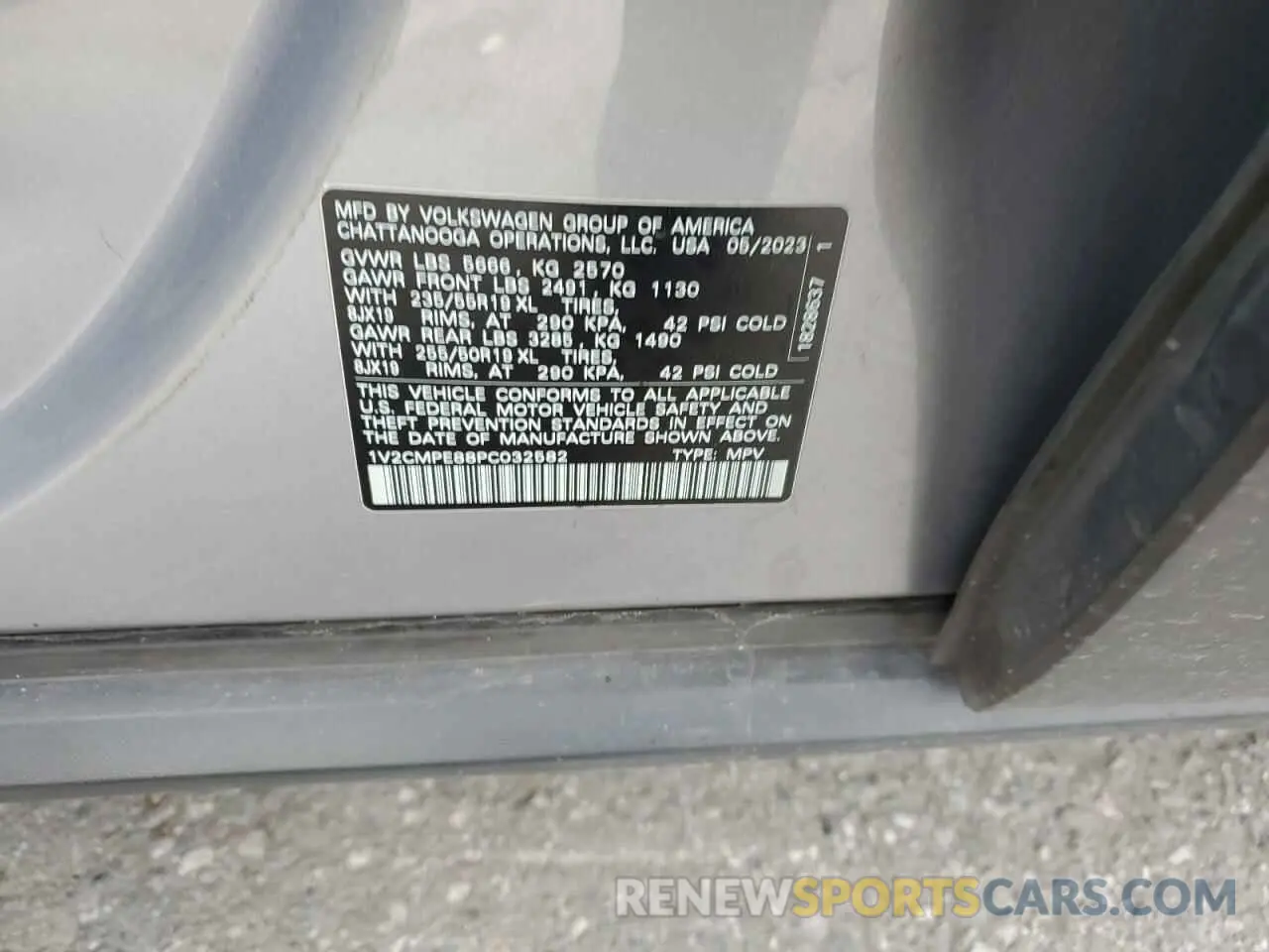 15 Photograph of a damaged car 1V2CMPE88PC032582 VOLKSWAGEN ID.4 PRO 2023