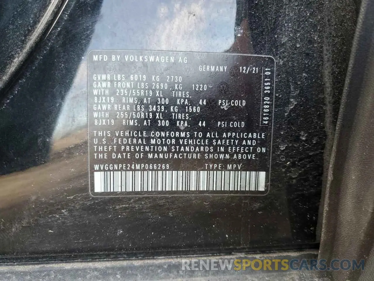13 Photograph of a damaged car WVGGNPE24MP066269 VOLKSWAGEN ID.4 PRO S 2021