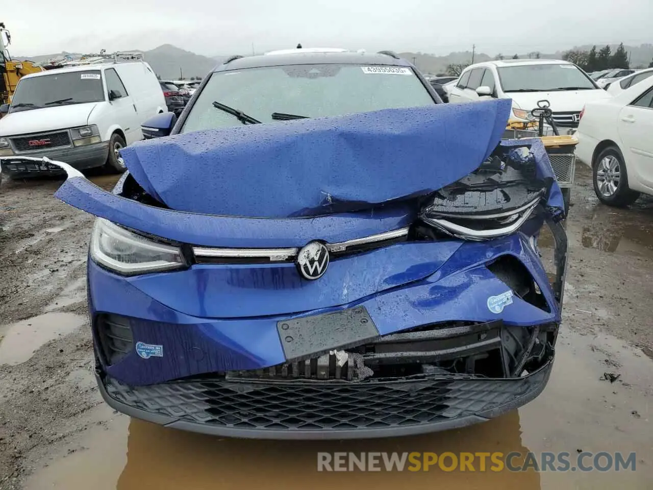 5 Photograph of a damaged car WVGTMPE23MP022068 VOLKSWAGEN ID.4 PRO S 2021