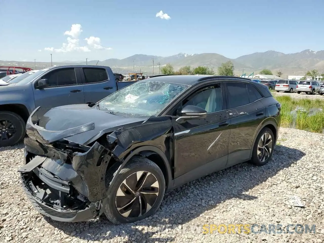 1 Photograph of a damaged car WVGTMPE23MP055006 VOLKSWAGEN ID.4 PRO S 2021