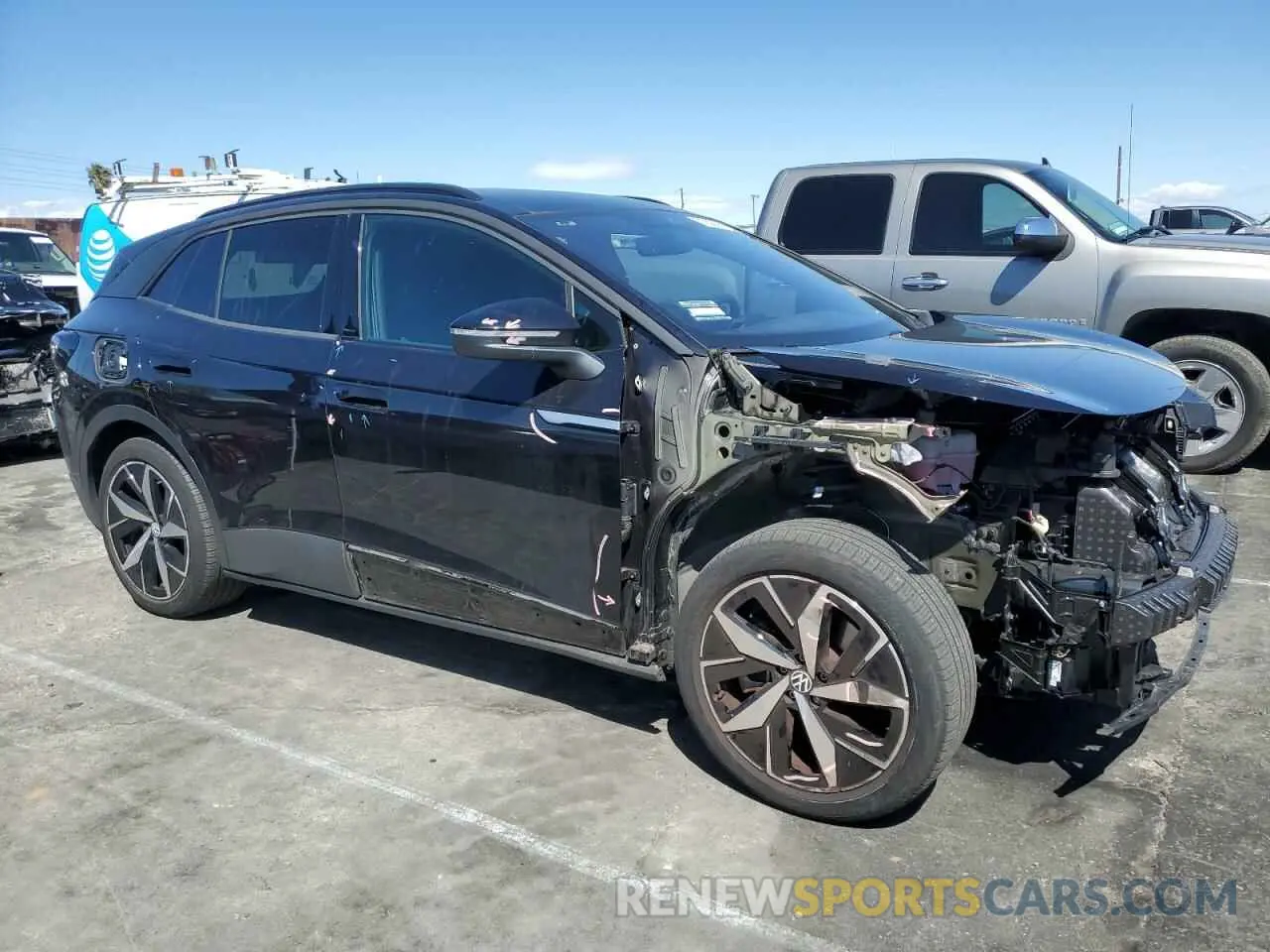 4 Photograph of a damaged car 1V2GNPE82PC007756 VOLKSWAGEN ID.4 PRO S 2023